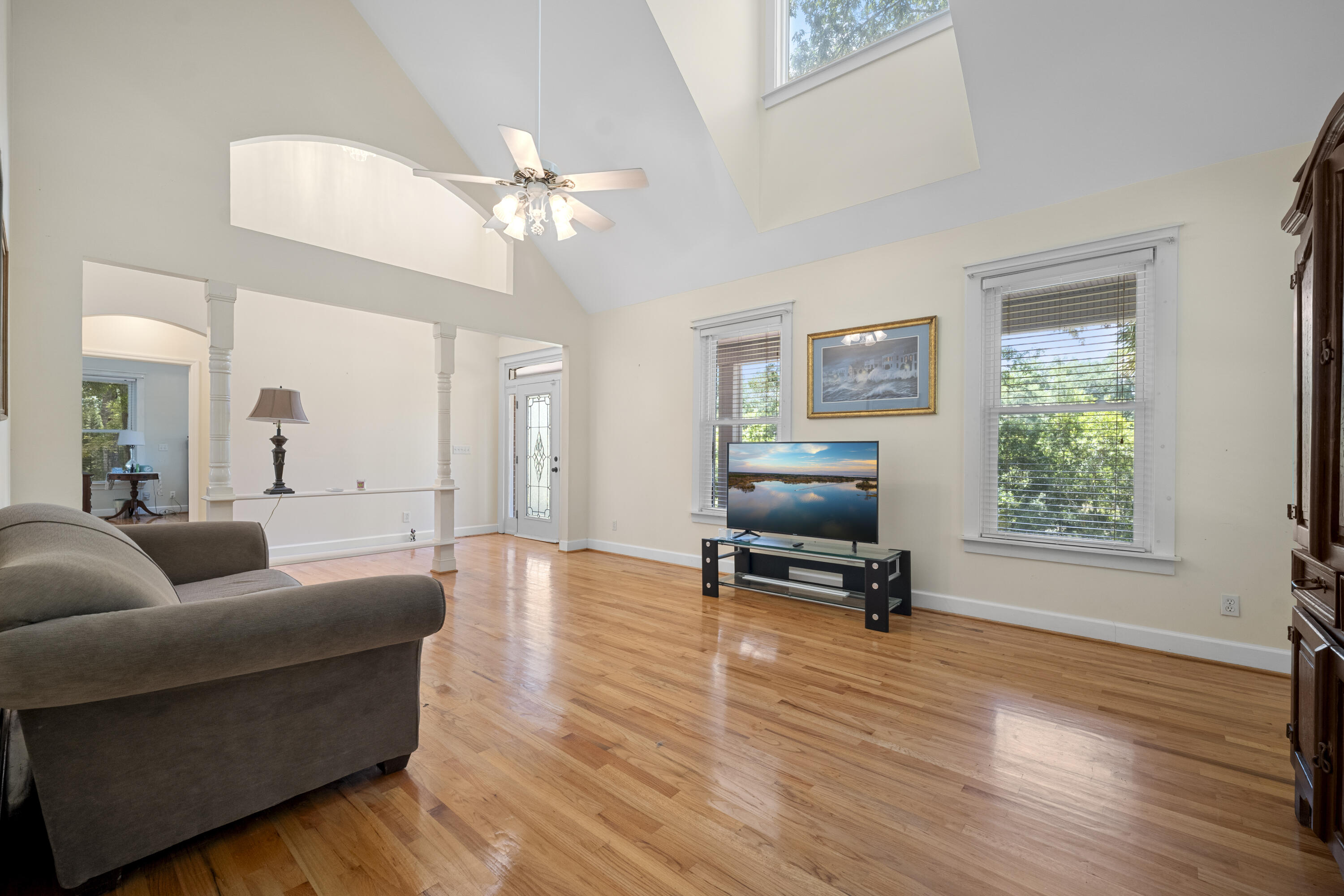 6385 Shilelagh Oaks Parkway