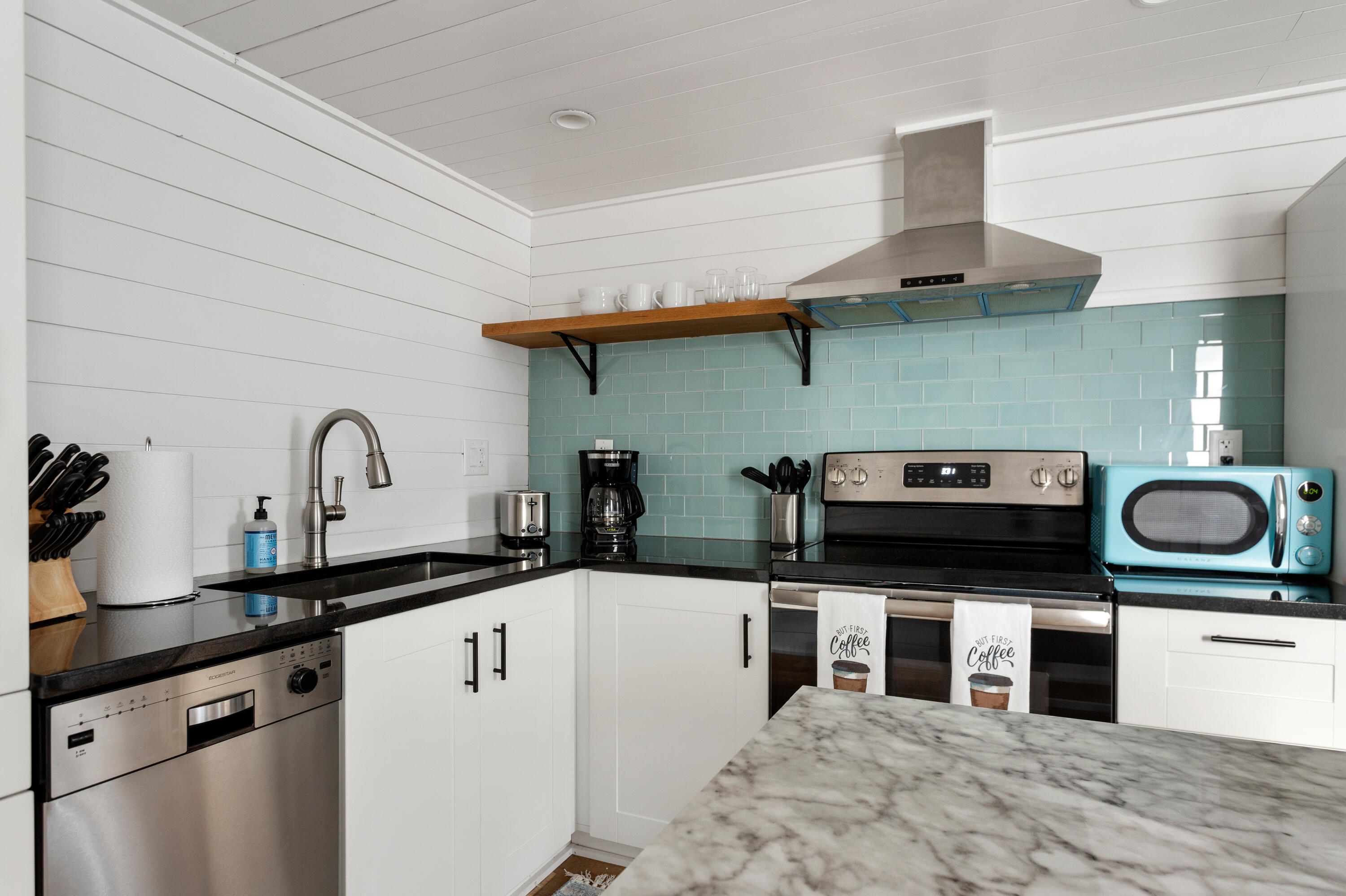 8 Dewey Street # C Unit: A, B, C