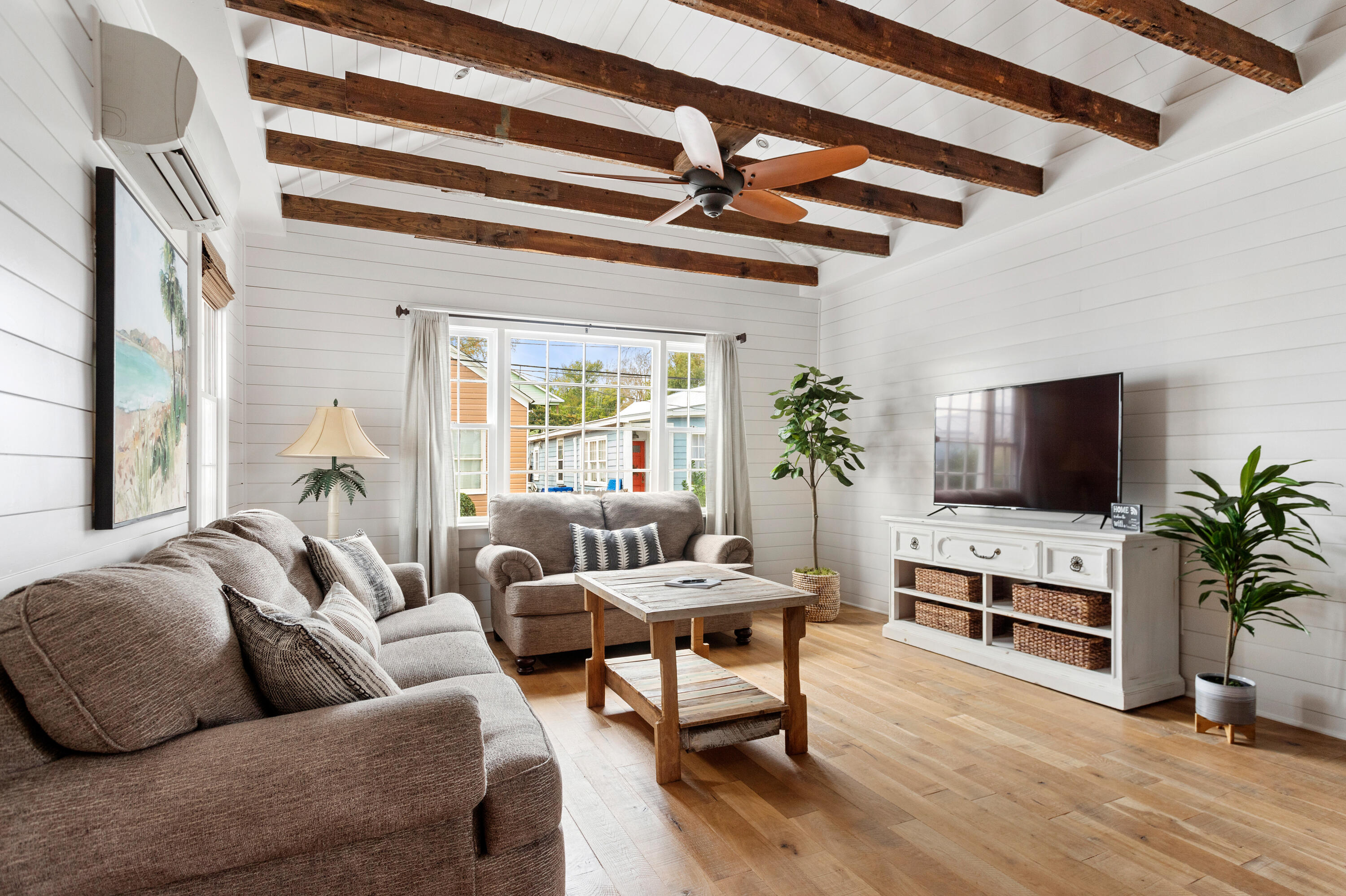 8 Dewey Street # C Unit: A, B, C
