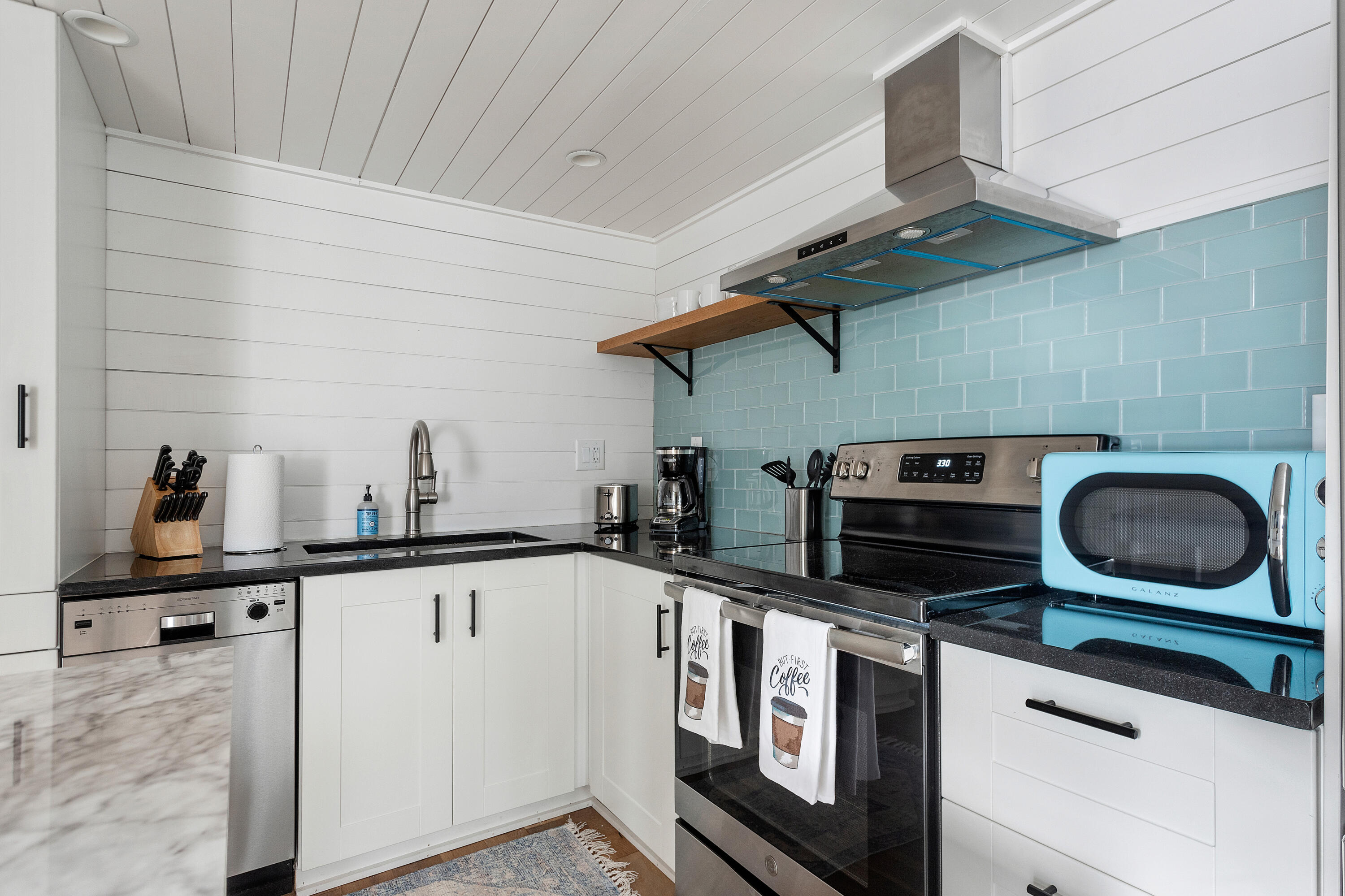 8 Dewey Street # C Unit: A, B, C