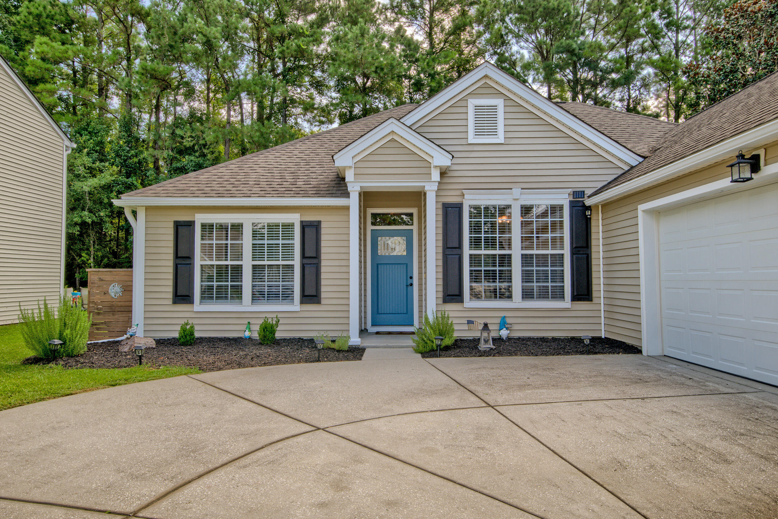 1436 Water Edge Drive