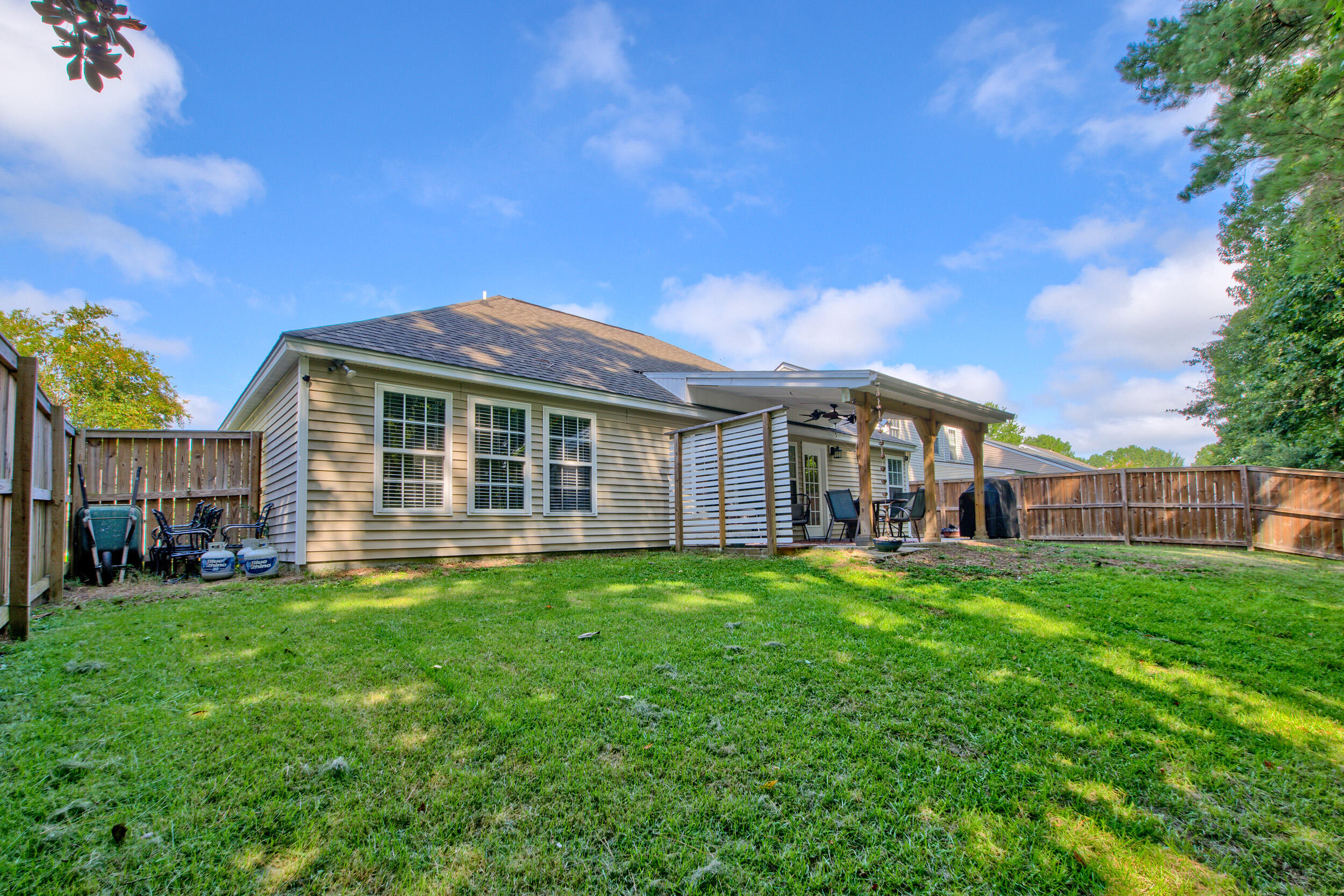 1436 Water Edge Drive