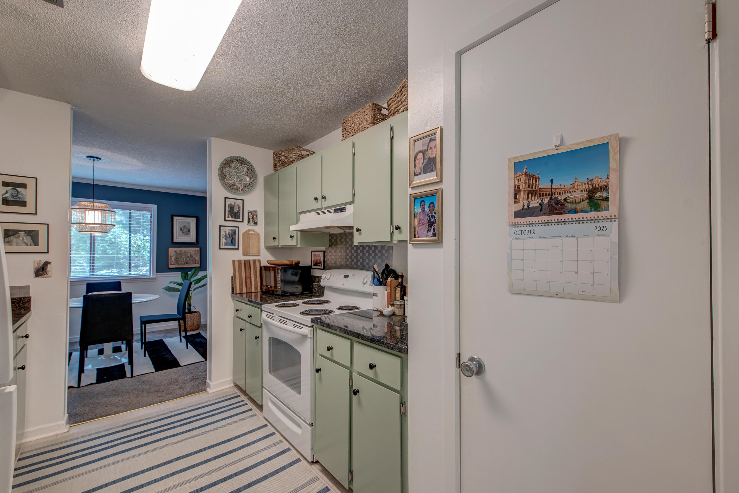 2327 Treescape Drive # 5