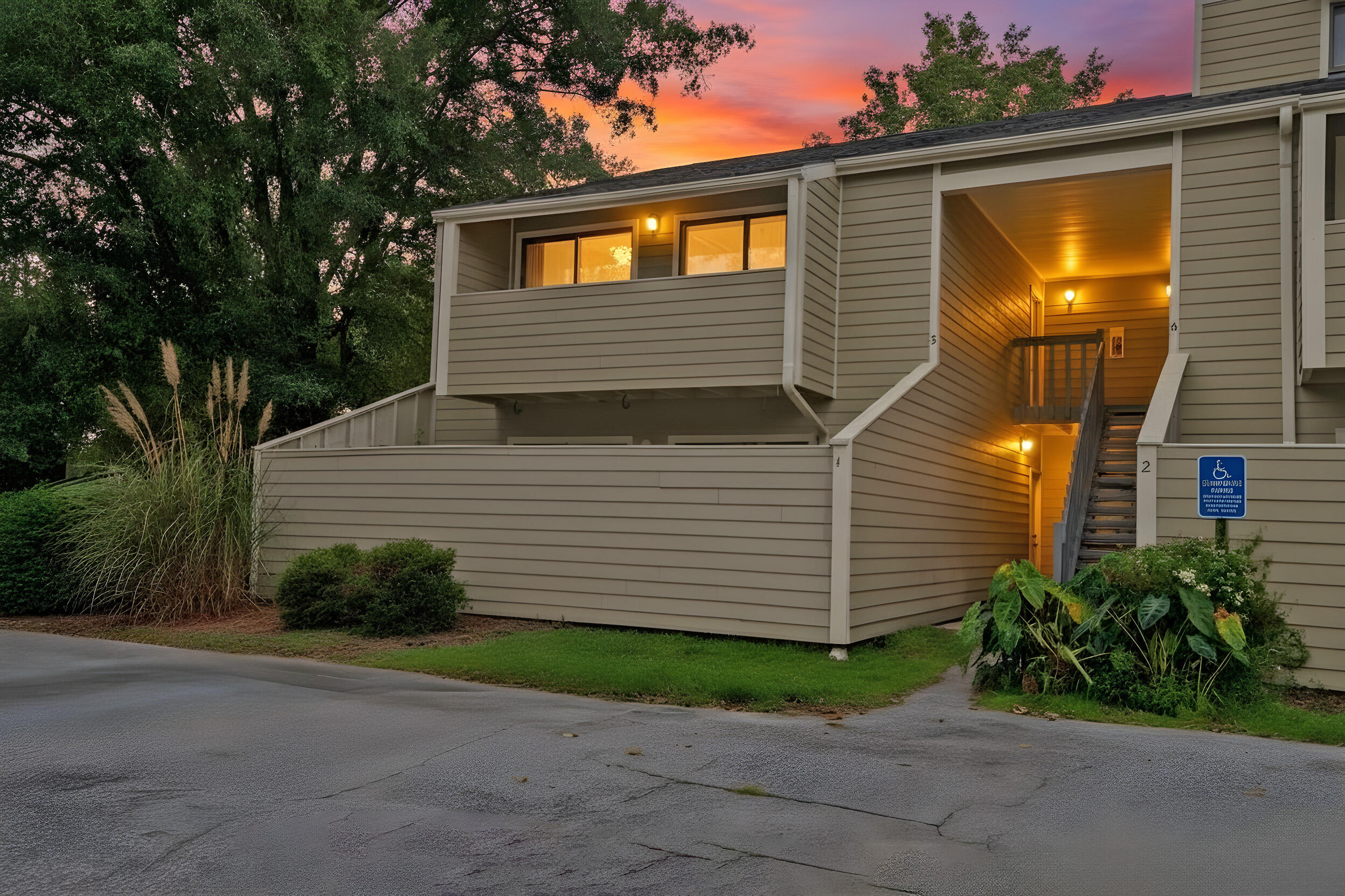 2327 Treescape Drive # 5