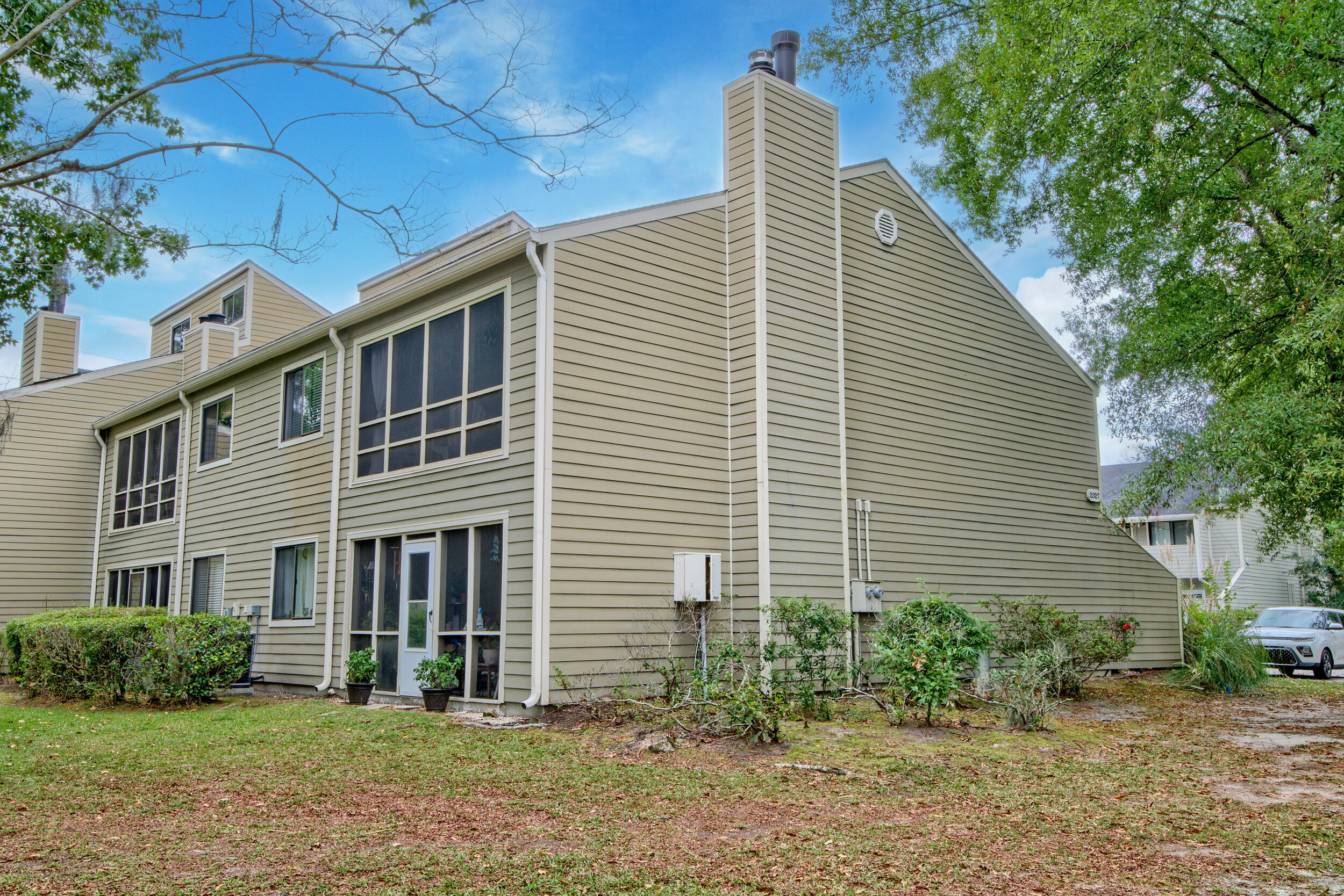 2327 Treescape Drive # 5