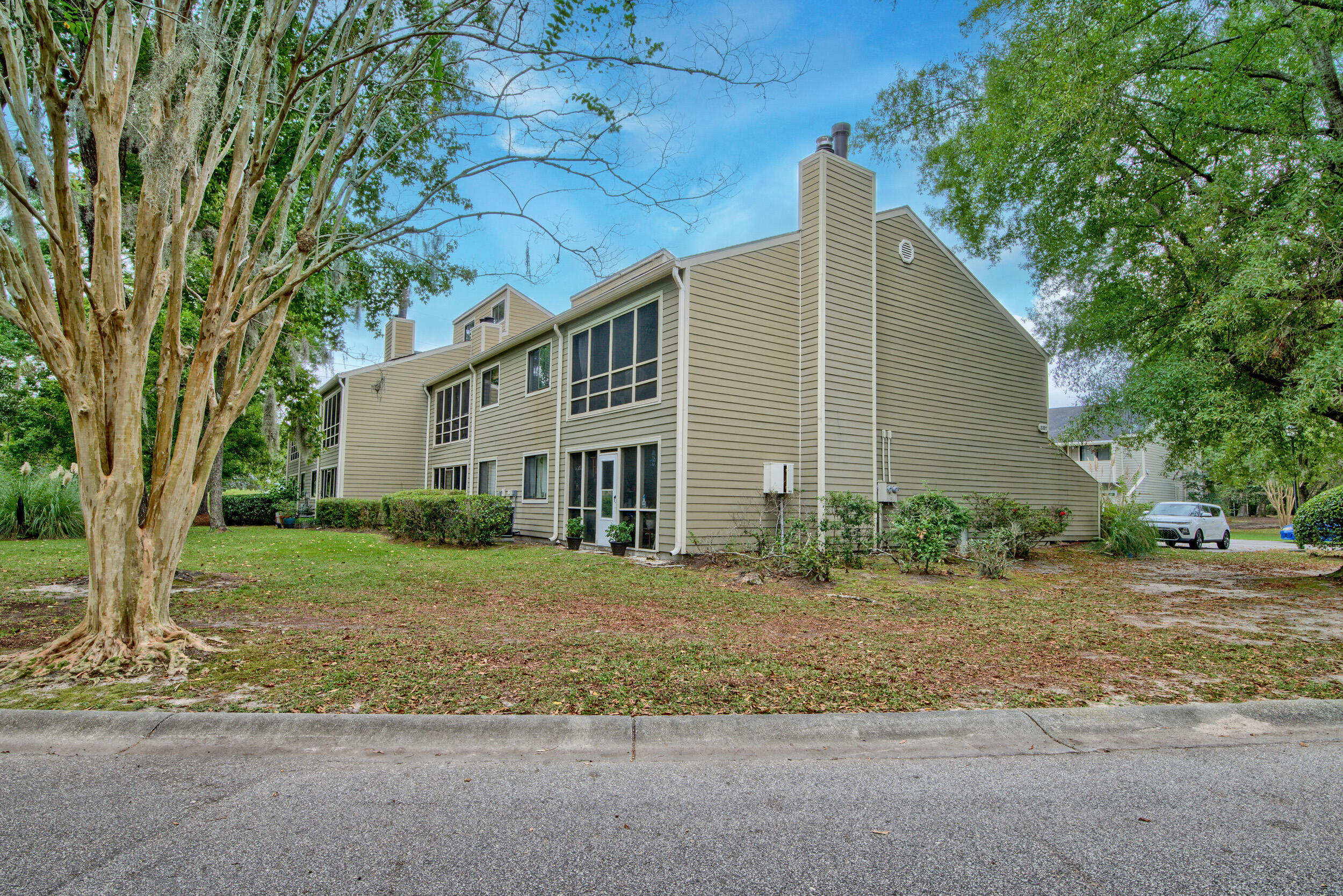 2327 Treescape Drive # 5