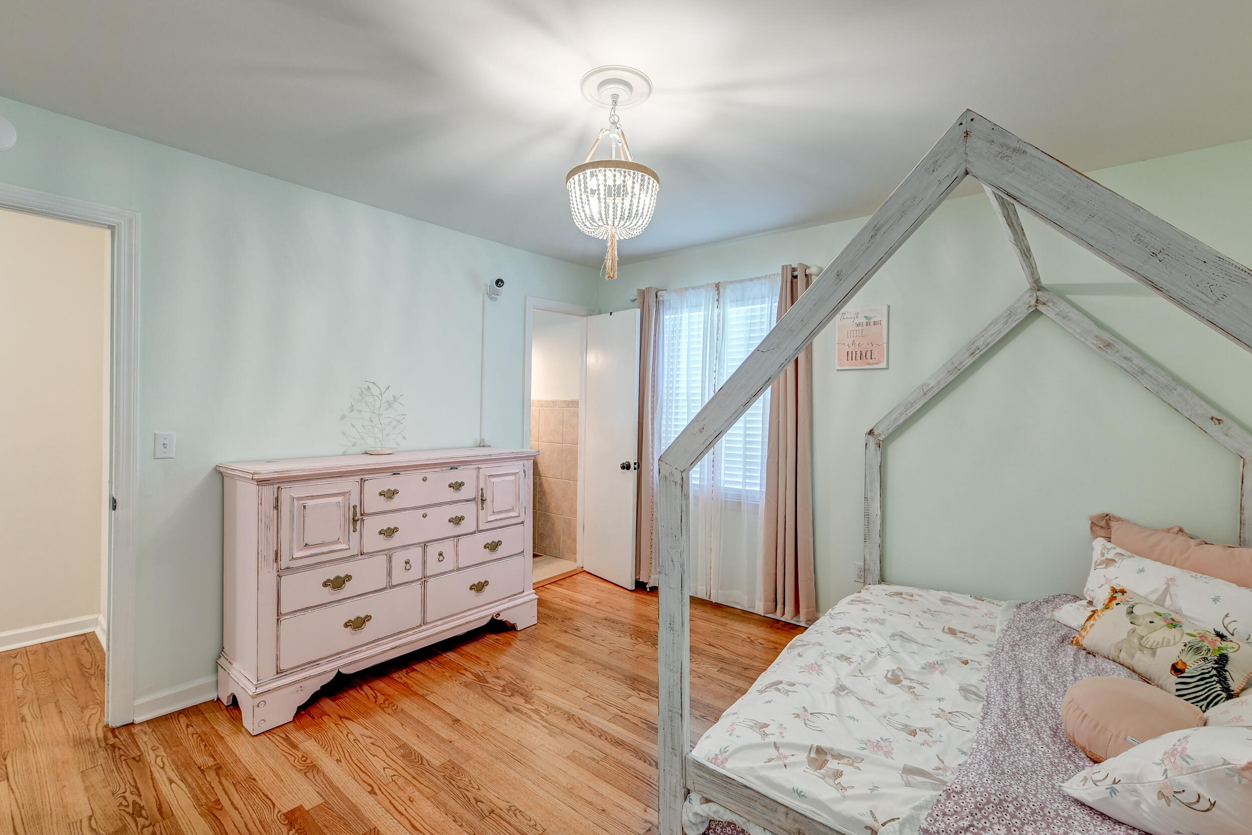 2472 Liverpool Drive