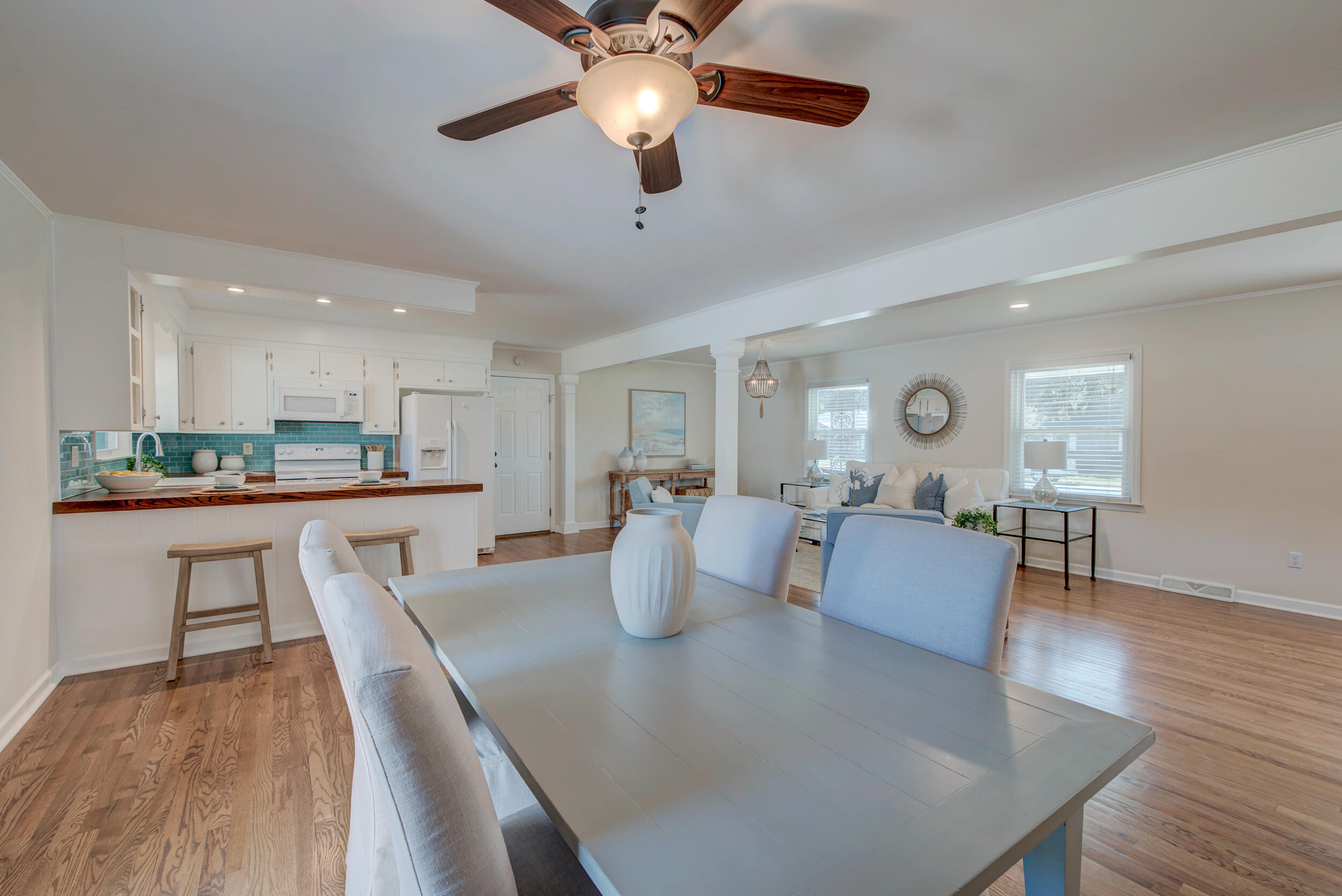 2472 Liverpool Drive