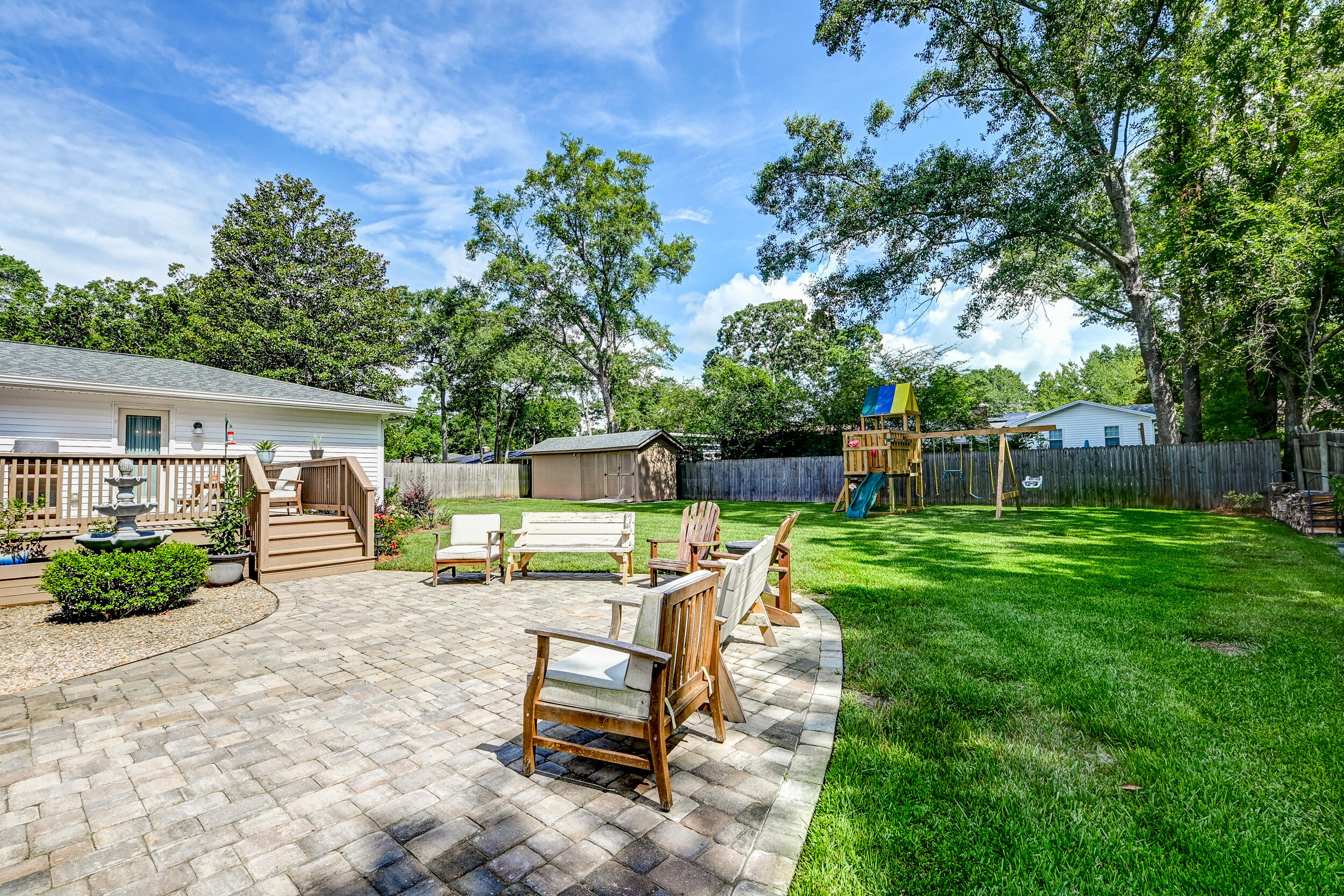 2472 Liverpool Drive