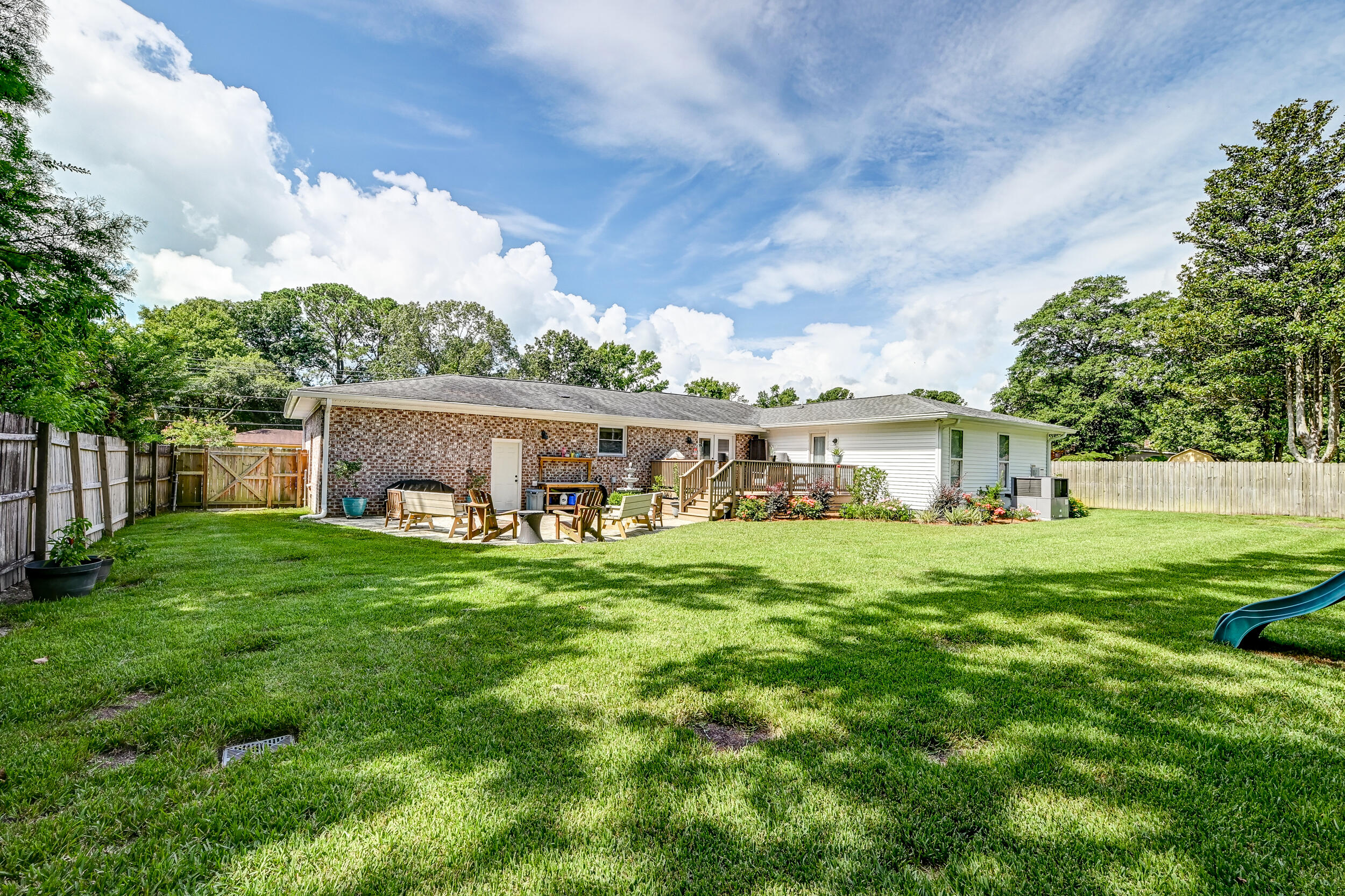 2472 Liverpool Drive