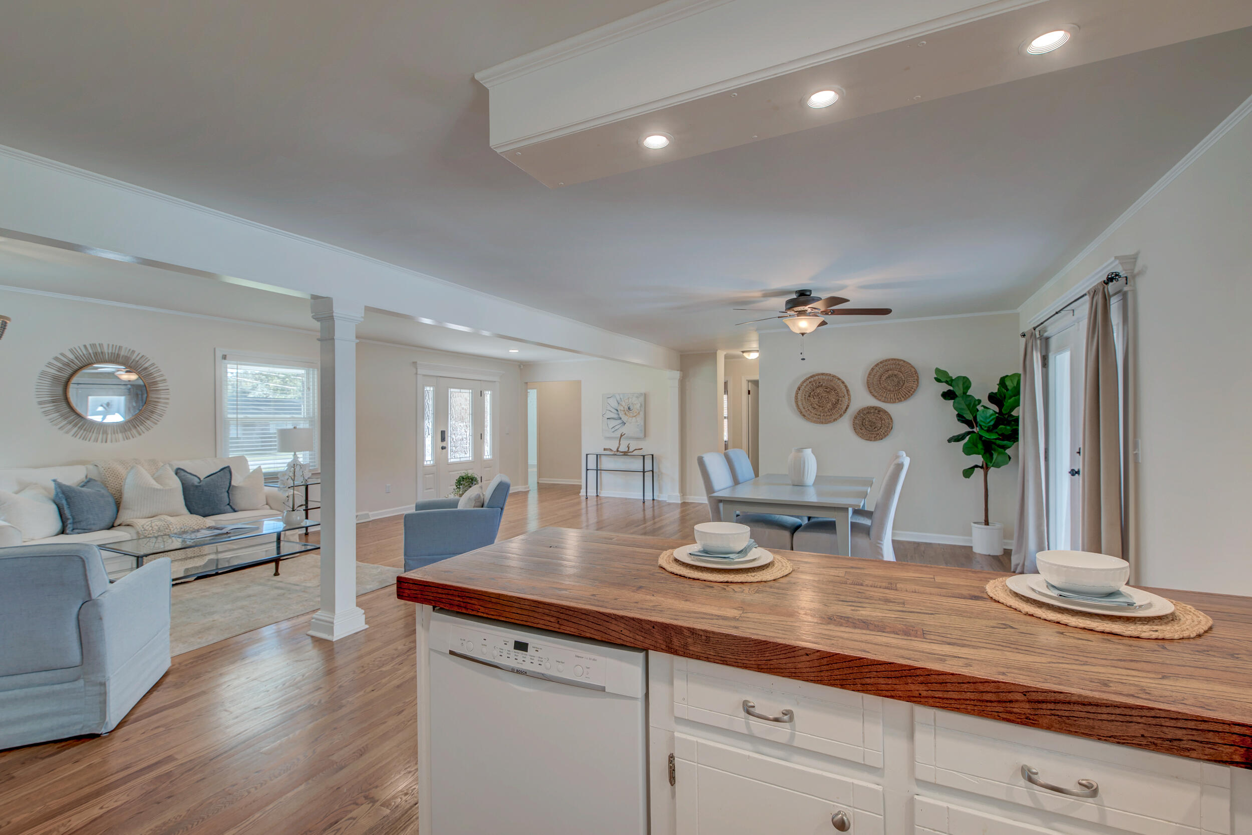 2472 Liverpool Drive