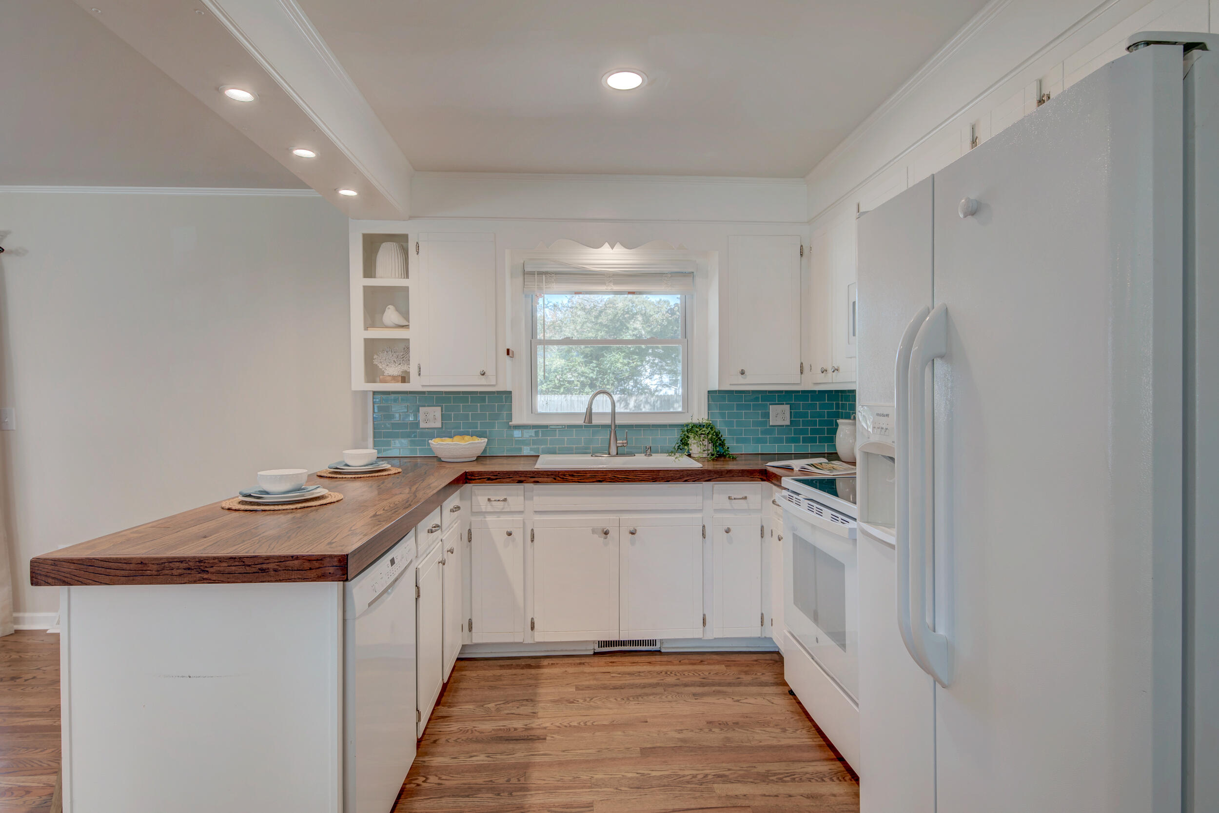 2472 Liverpool Drive