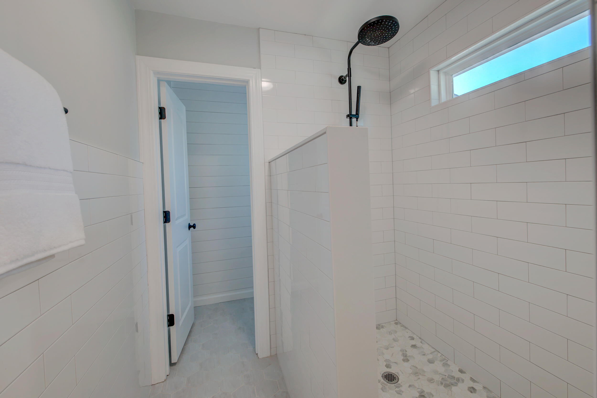 2472 Liverpool Drive