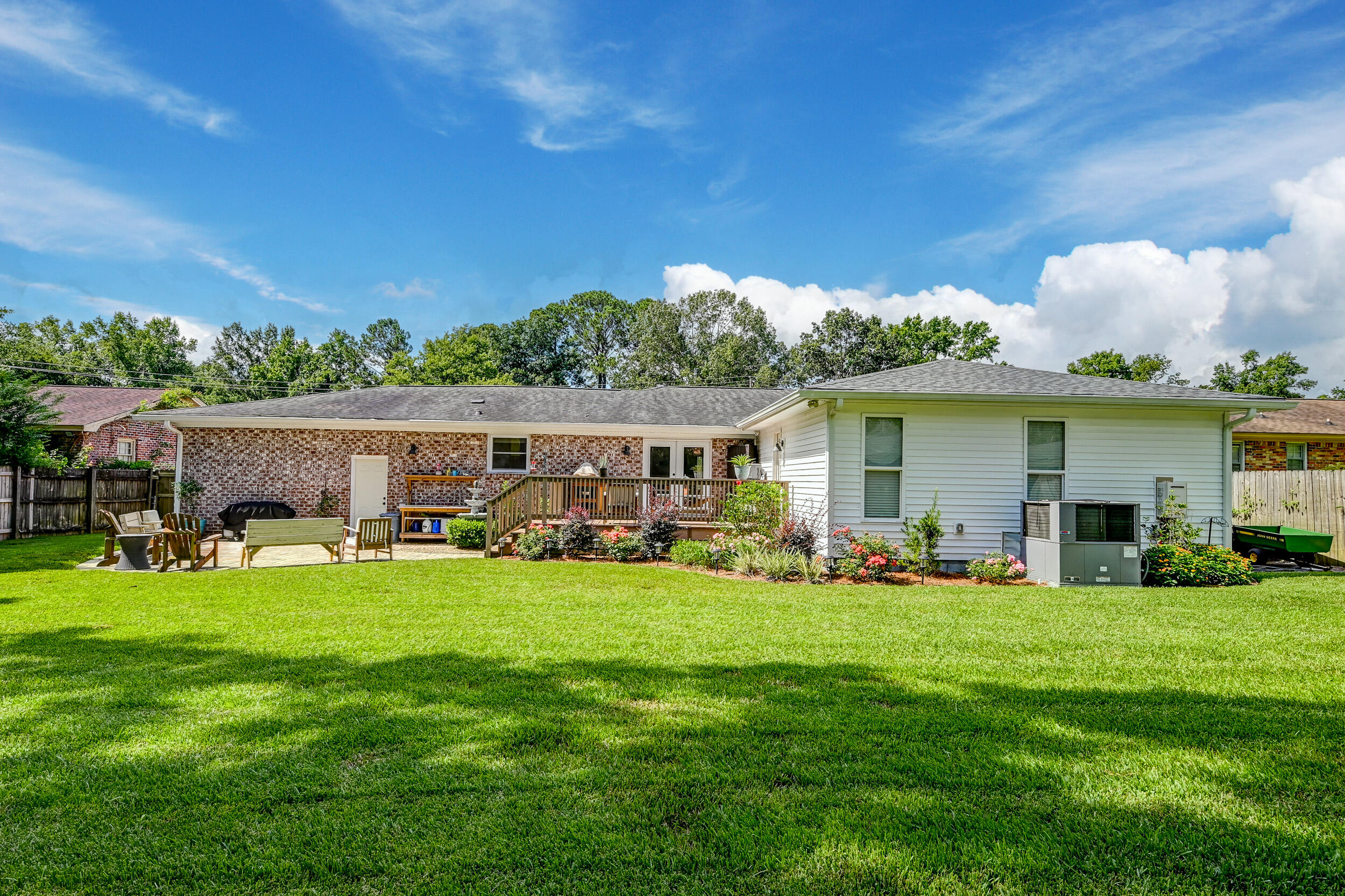 2472 Liverpool Drive