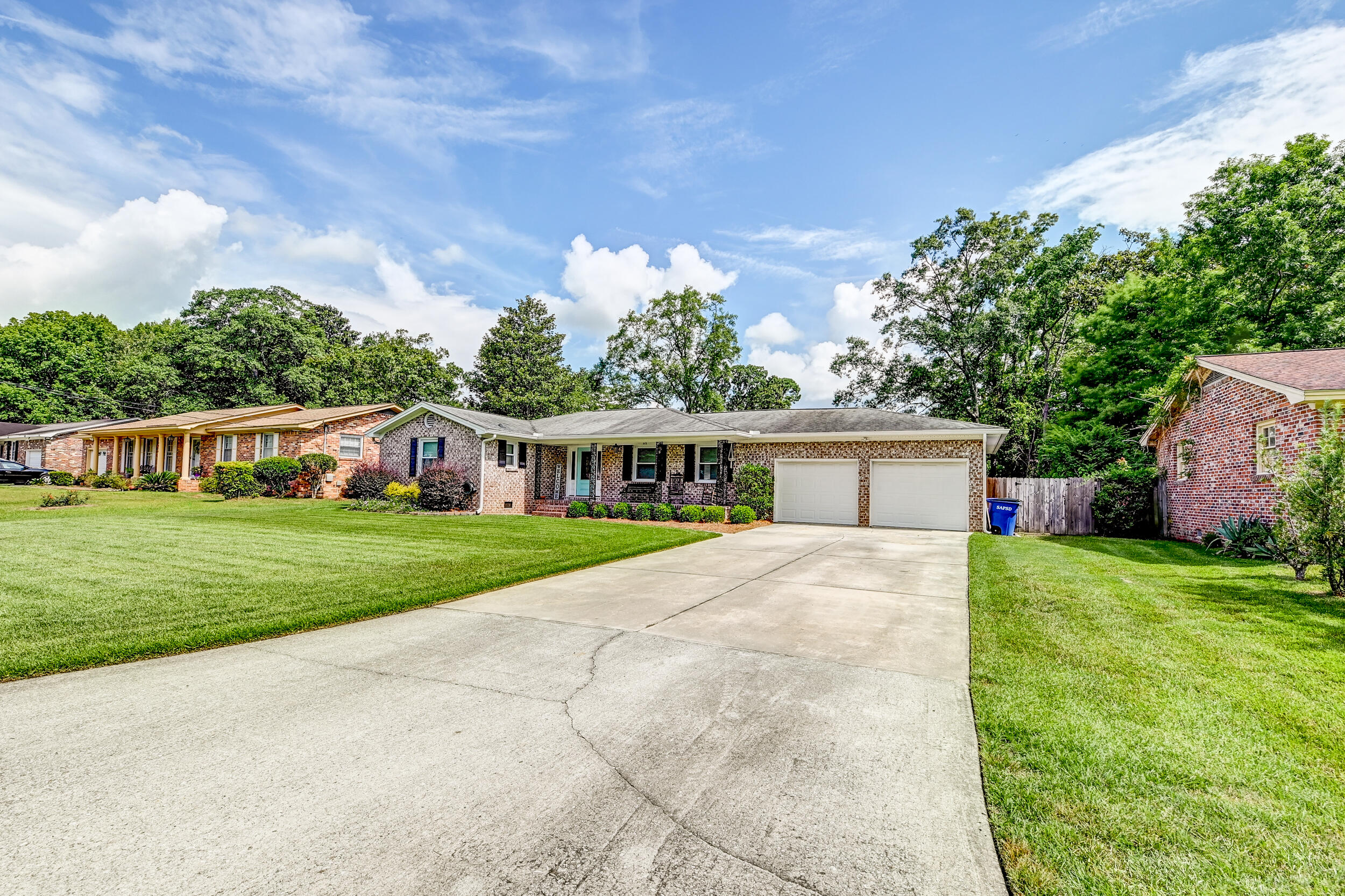 2472 Liverpool Drive