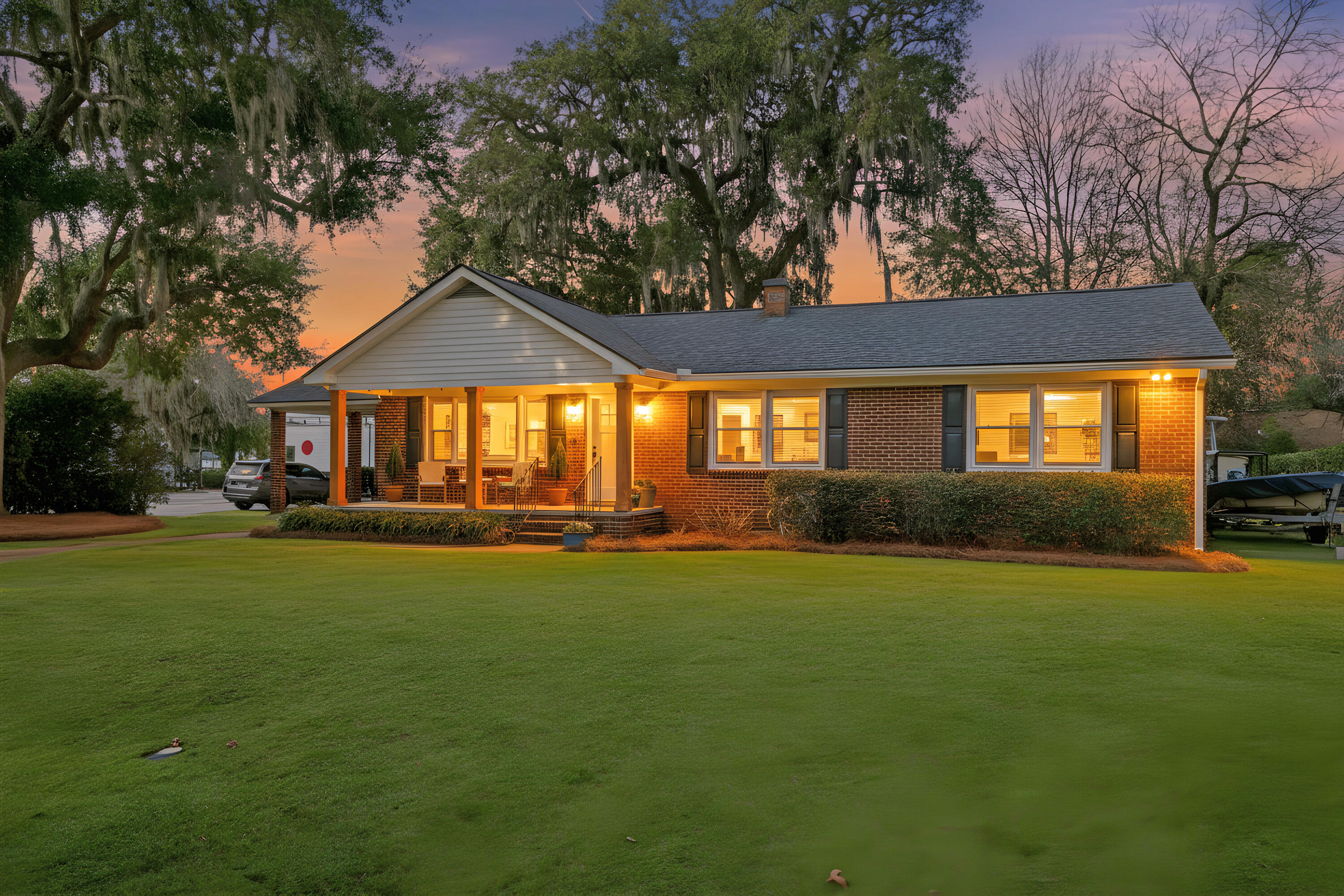 615 Wantoot Boulevard