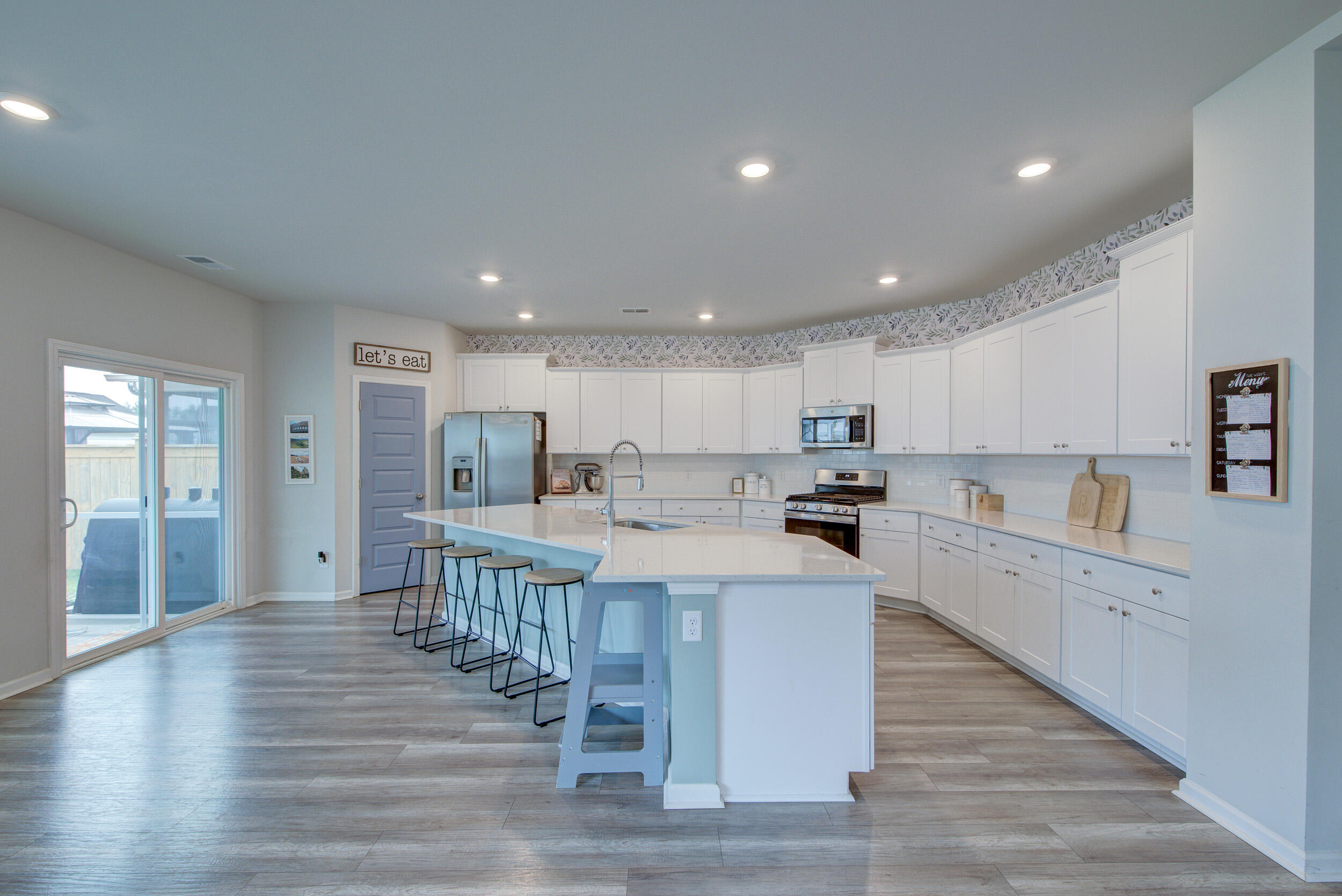 120 Bay Eddy Court