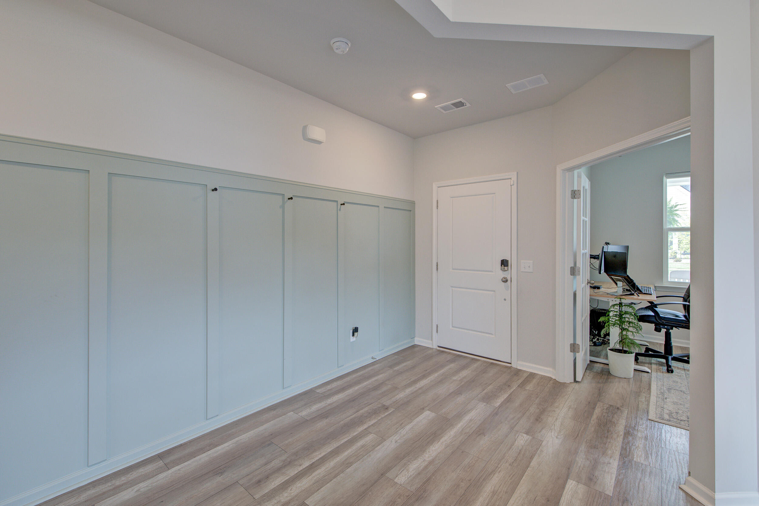 120 Bay Eddy Court