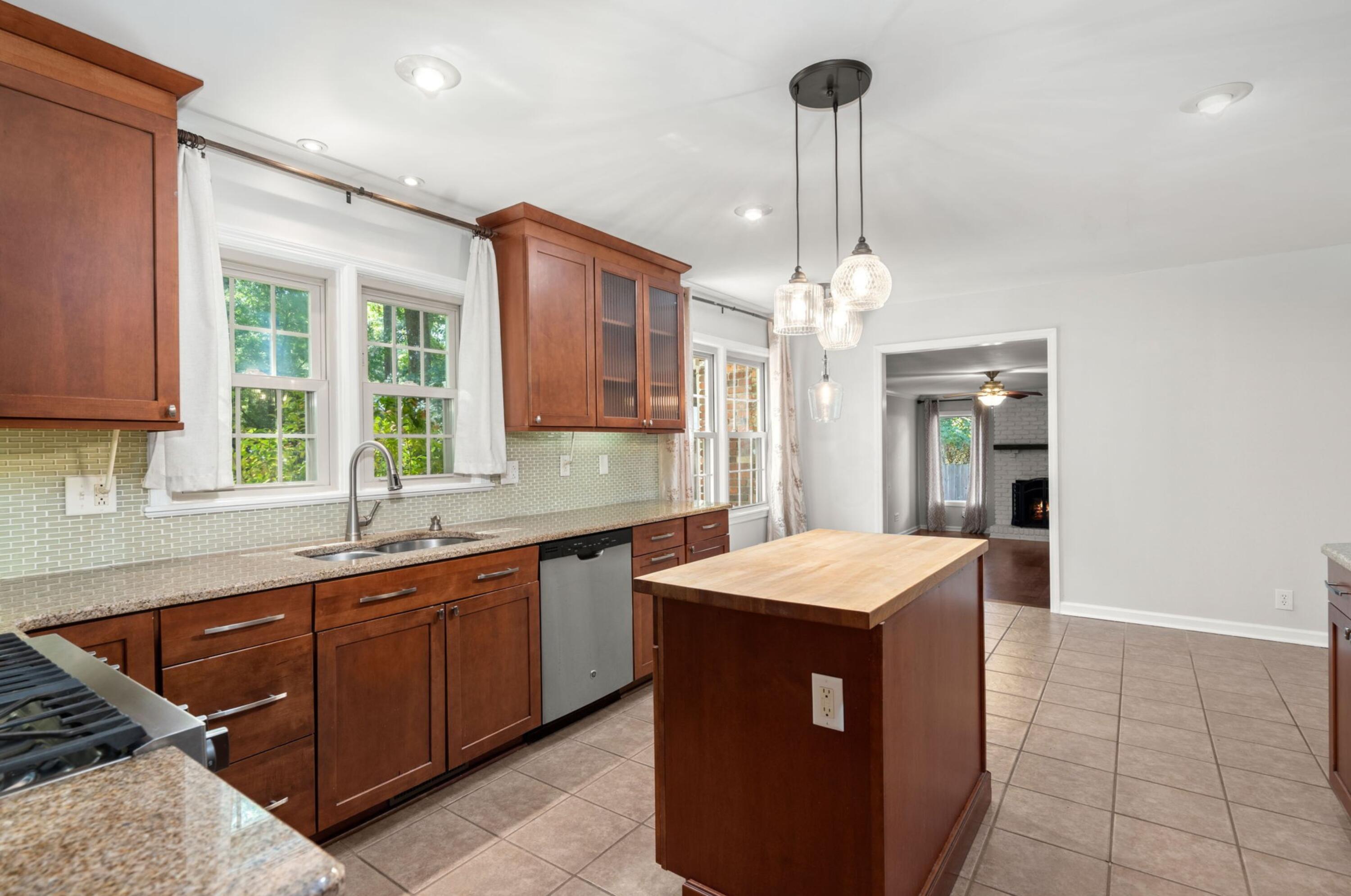 102 Caralana Circle