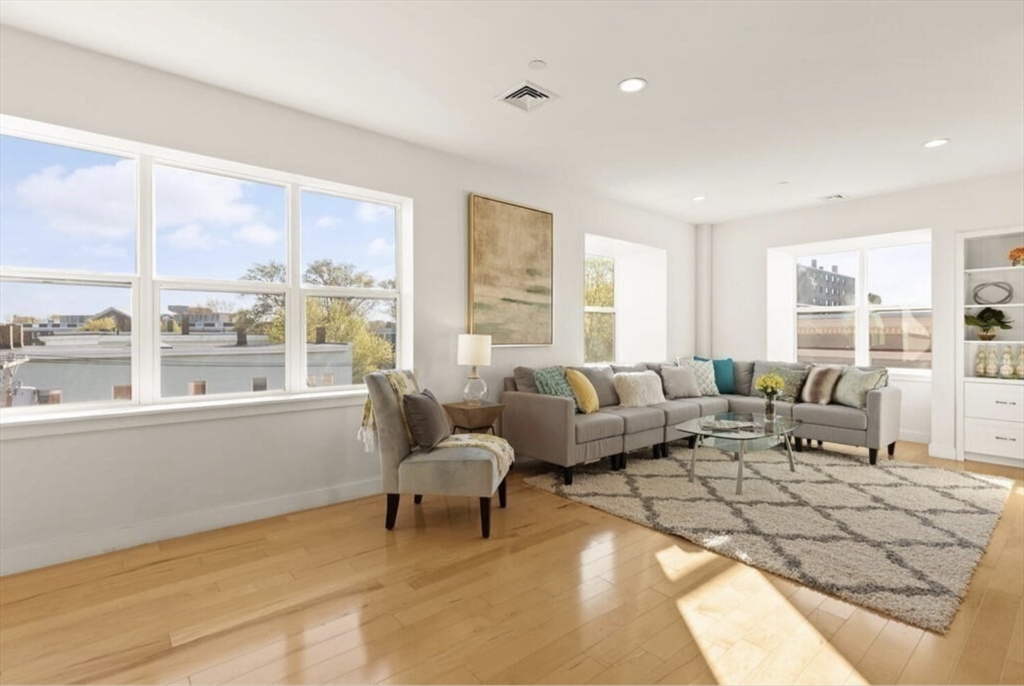 65 Beacon # 401