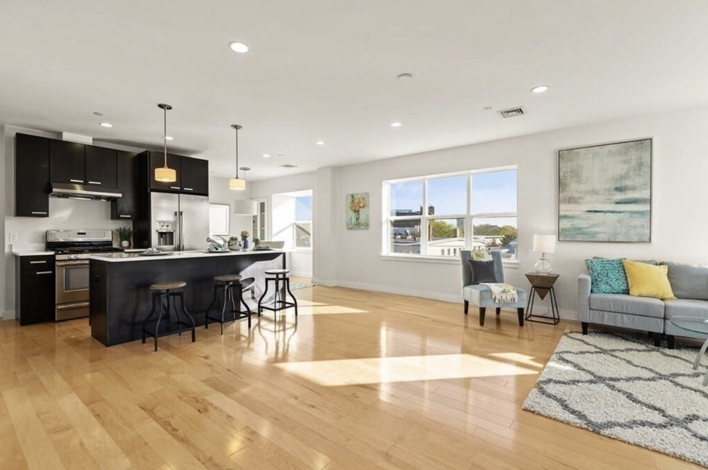 65 Beacon # 401