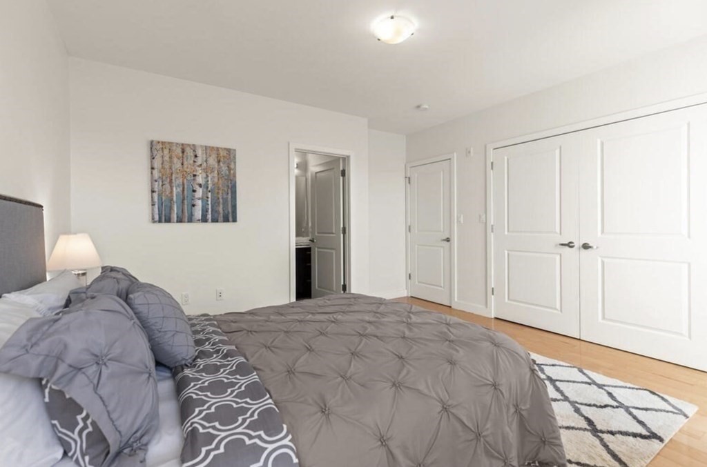 65 Beacon # 401