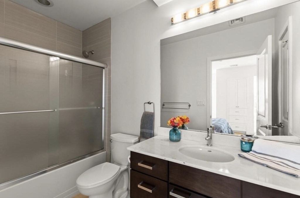 65 Beacon # 401