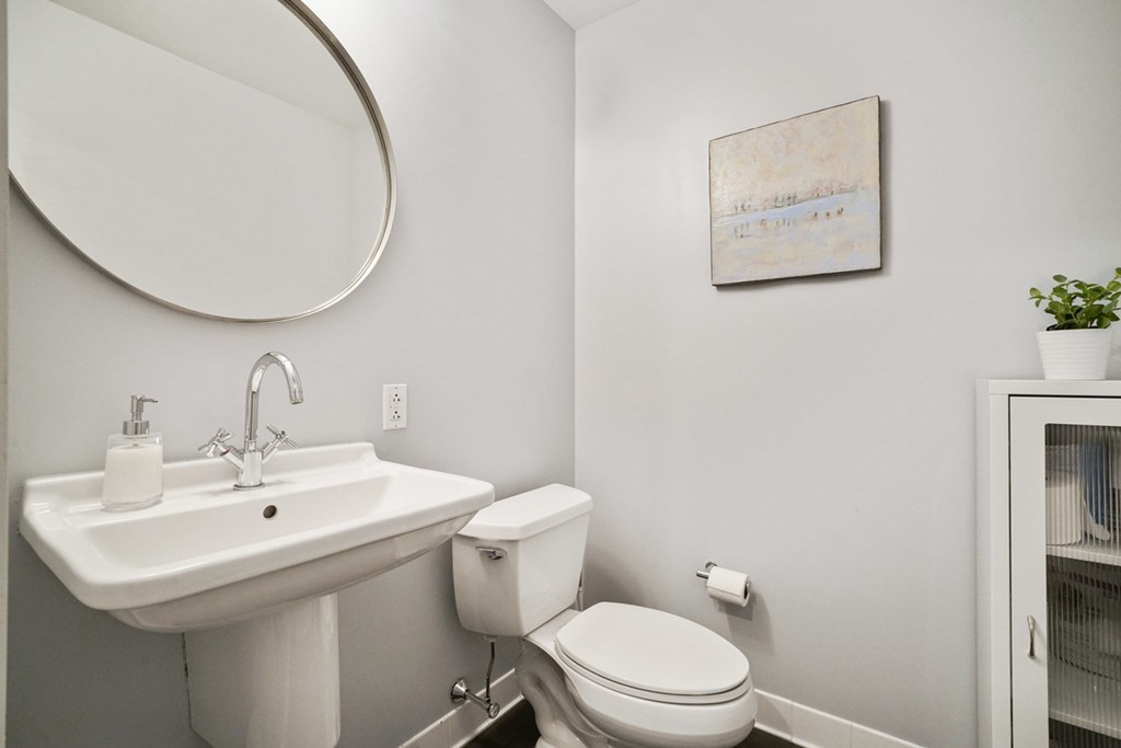 2 Earhart St # 117