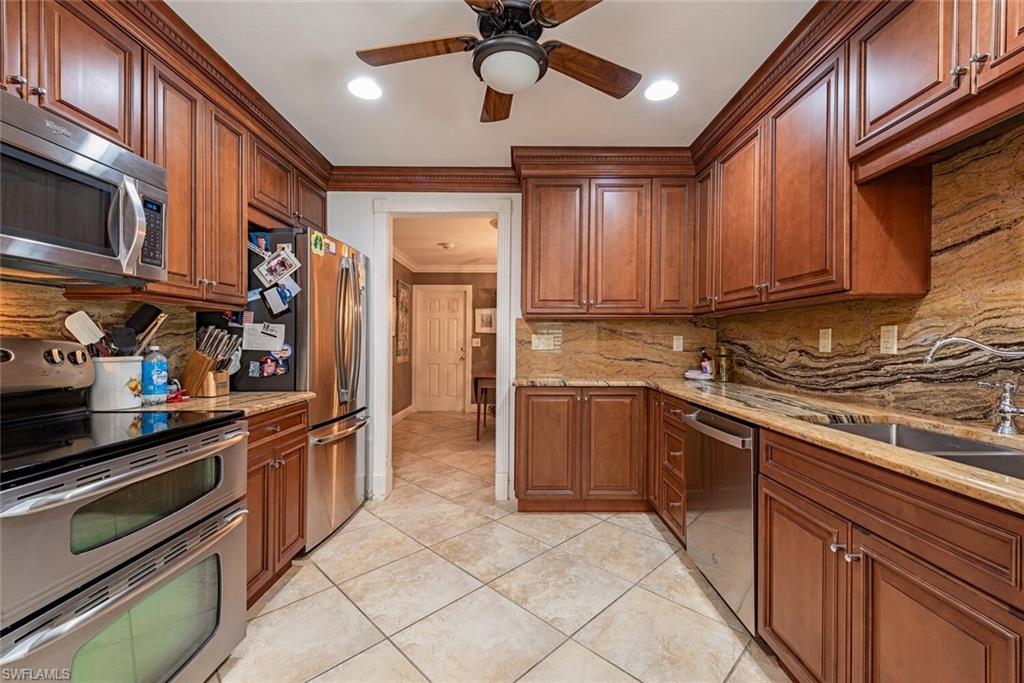 4616 CHIPPENDALE DR