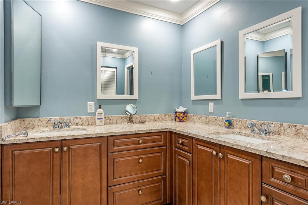 4616 CHIPPENDALE DR
