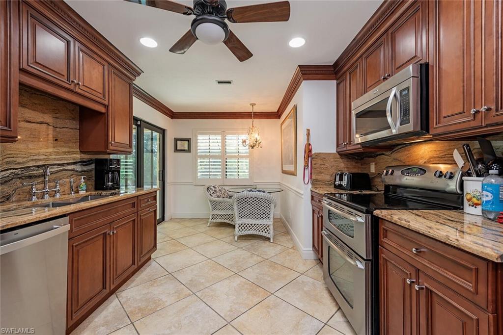 4616 CHIPPENDALE DR