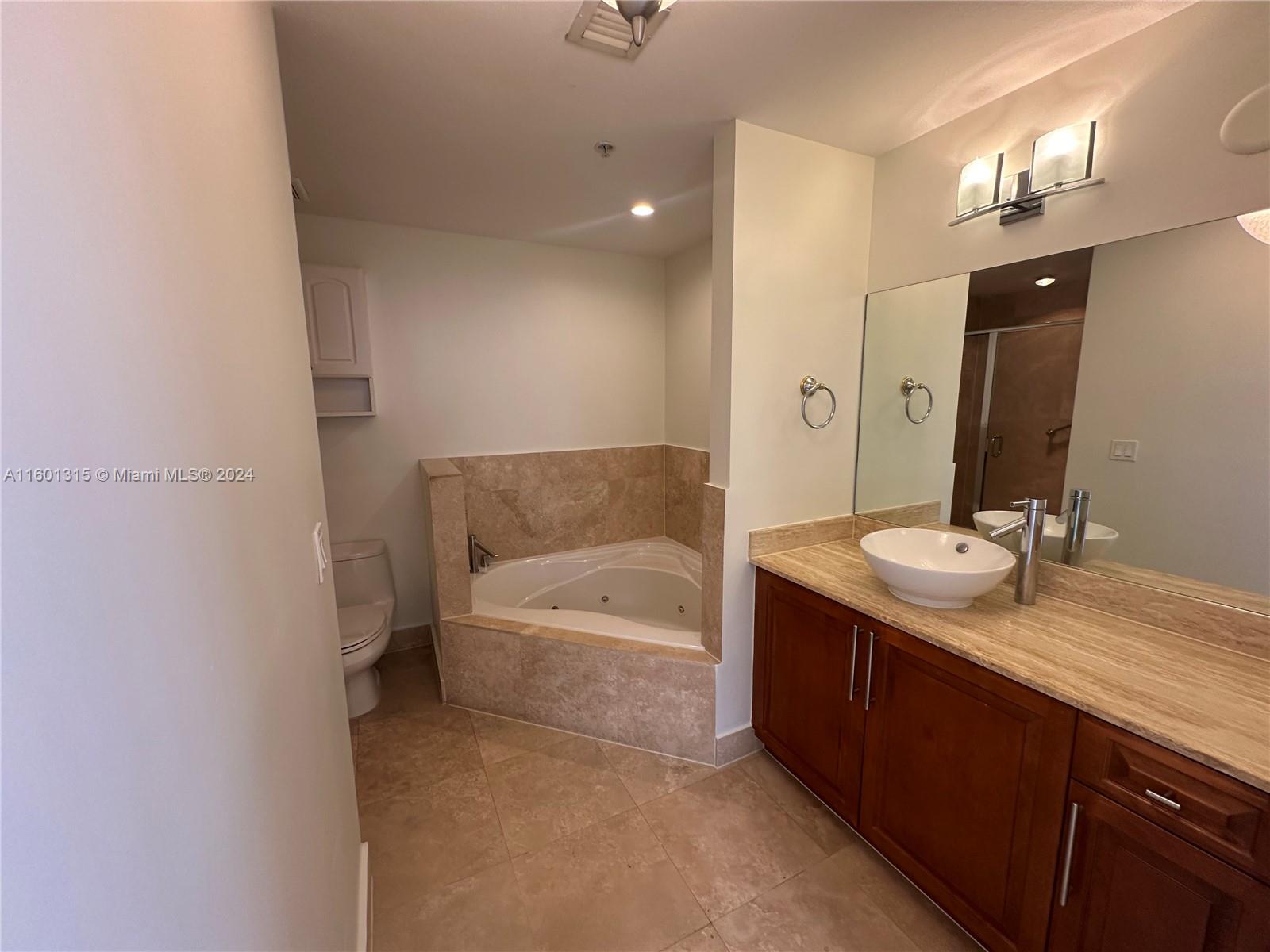 1650 Galiano St # 309