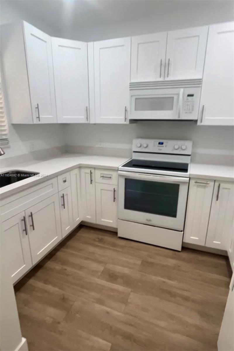 401 Malaga Ave # 401
