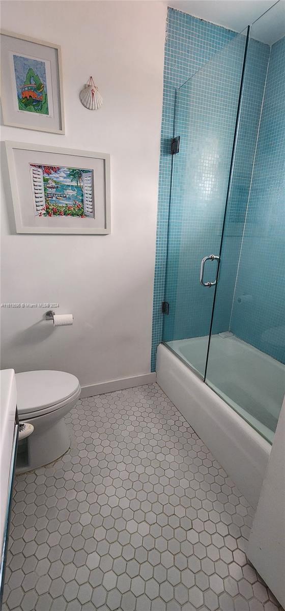 427 Santander Ave # 404