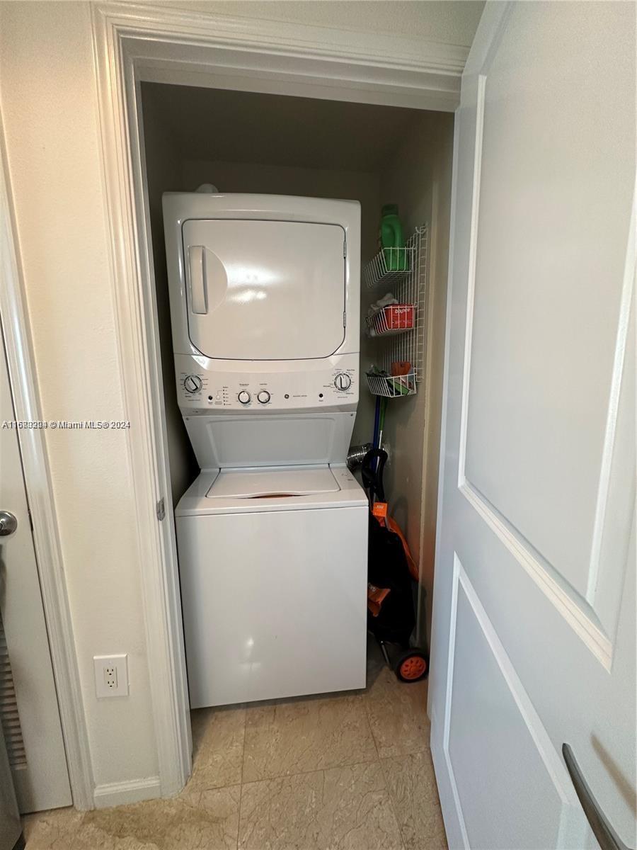 10 Aragon Ave # 1113