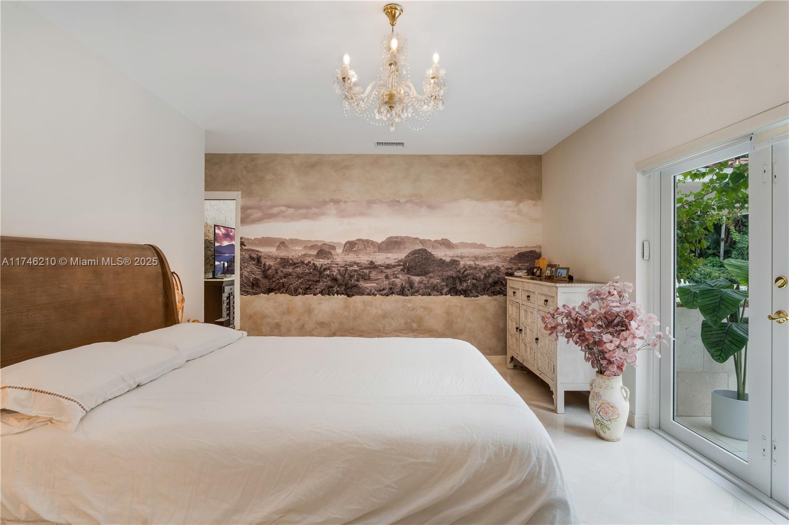 1222 SW Coral Way