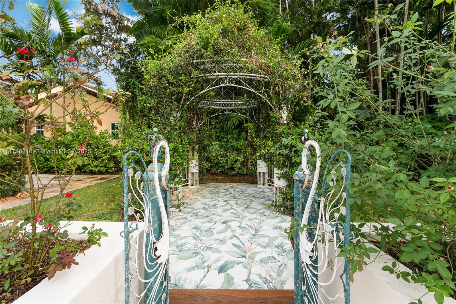 1222 SW Coral Way