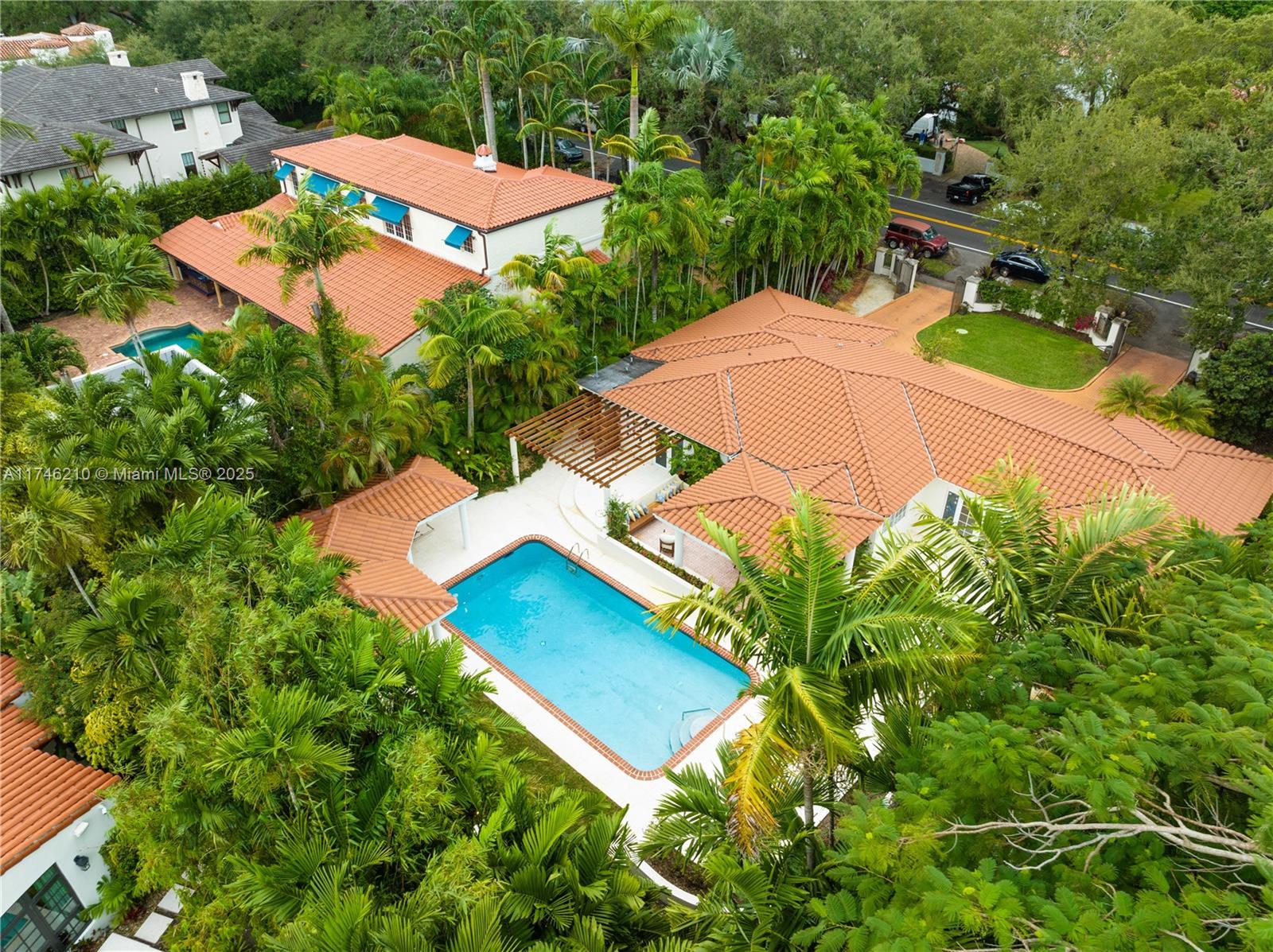 1222 SW Coral Way