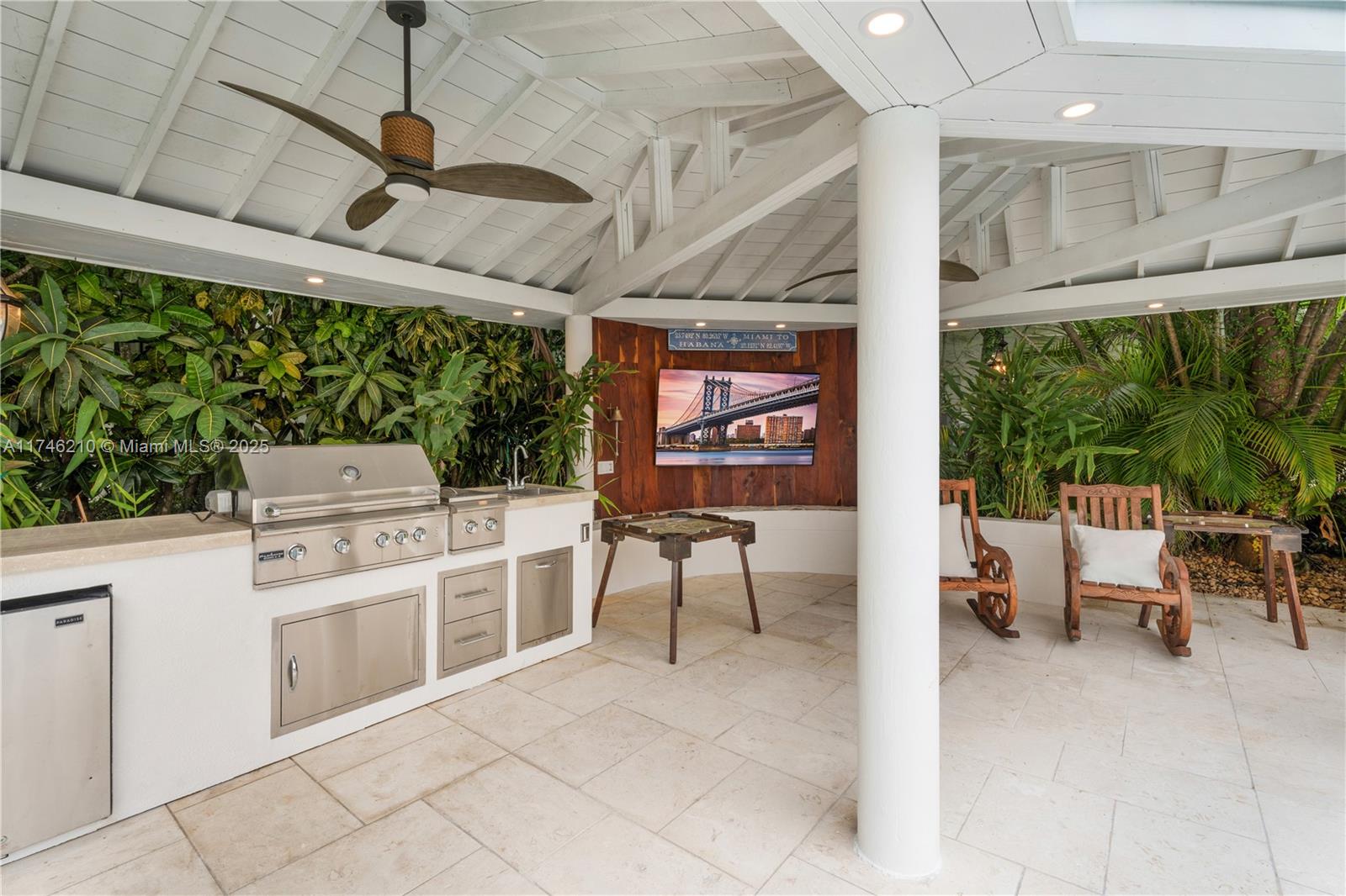 1222 SW Coral Way