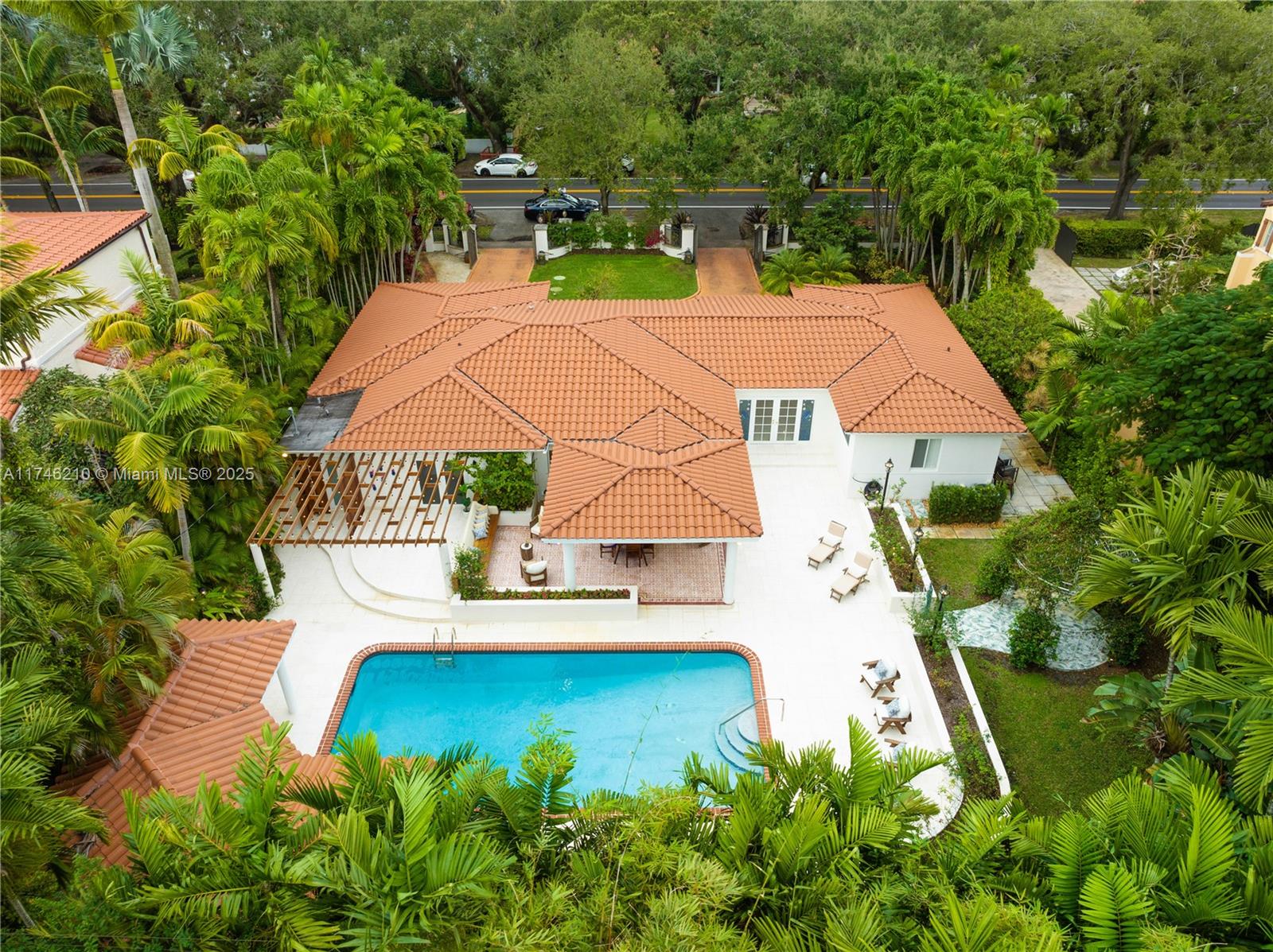 1222 SW Coral Way