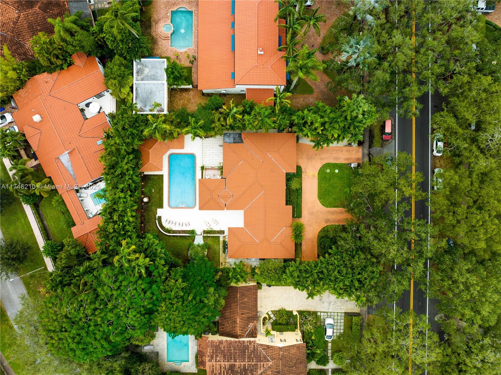 1222 SW Coral Way