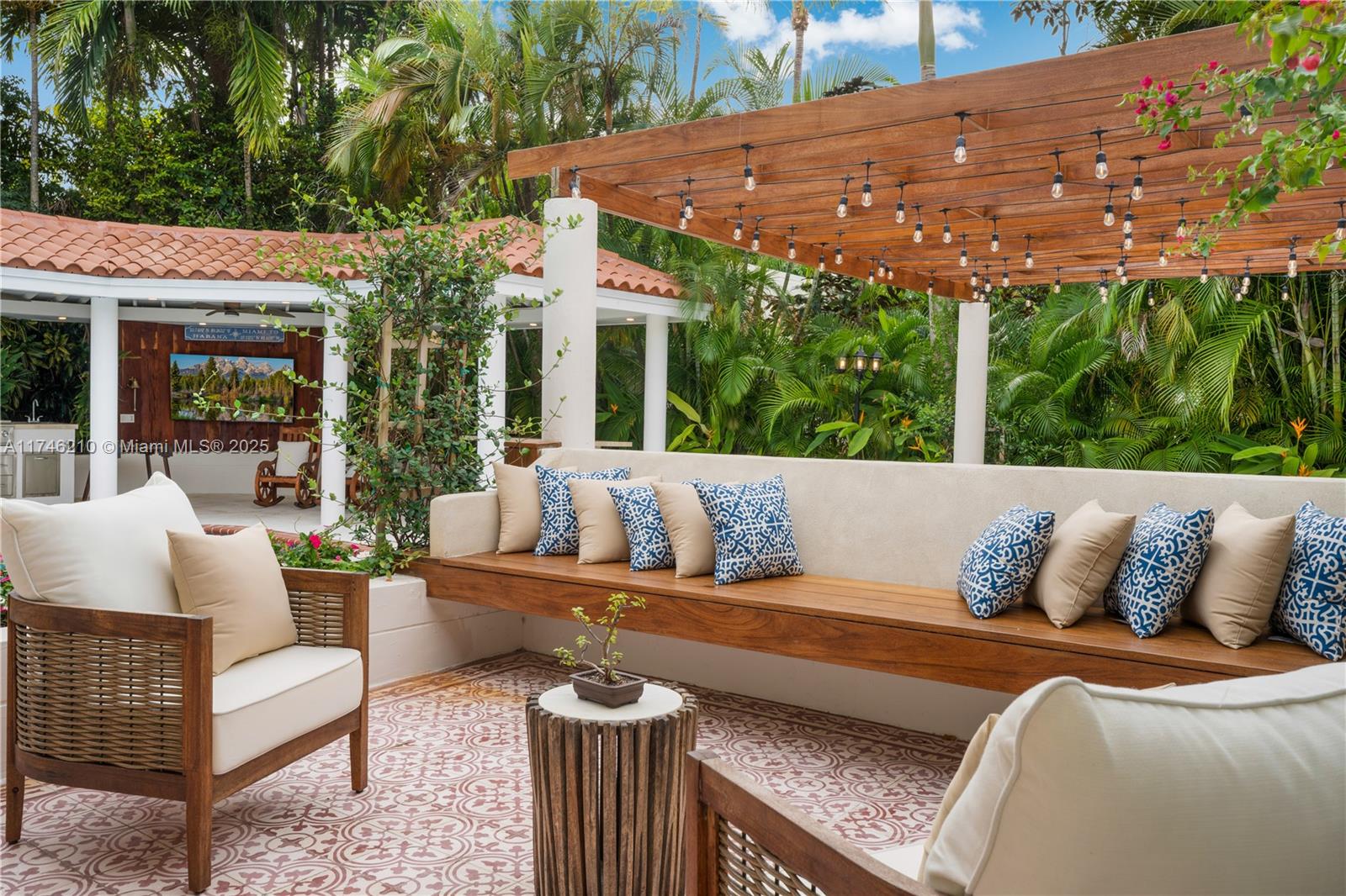 1222 SW Coral Way