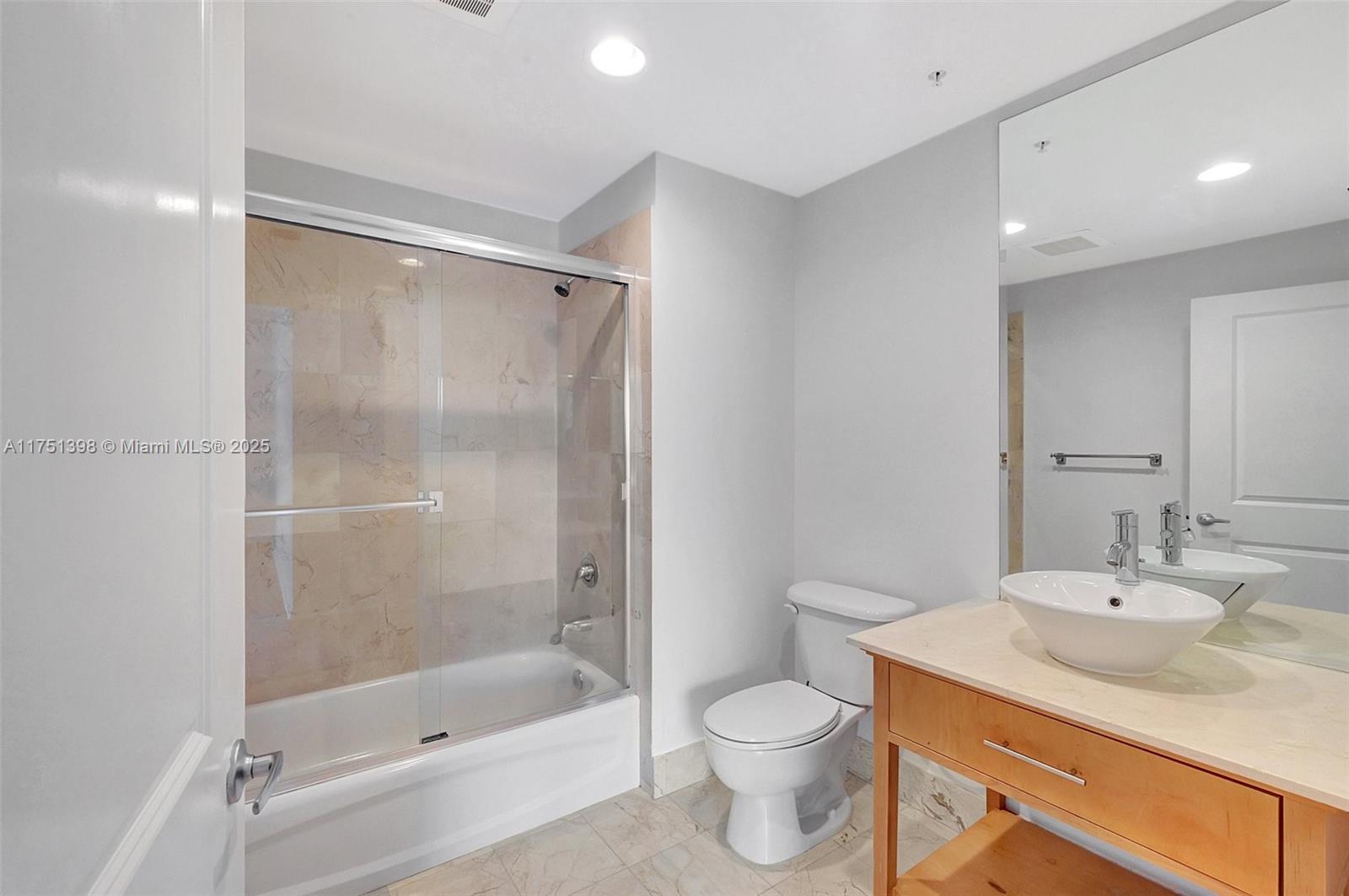 10 Aragon Ave # 1114