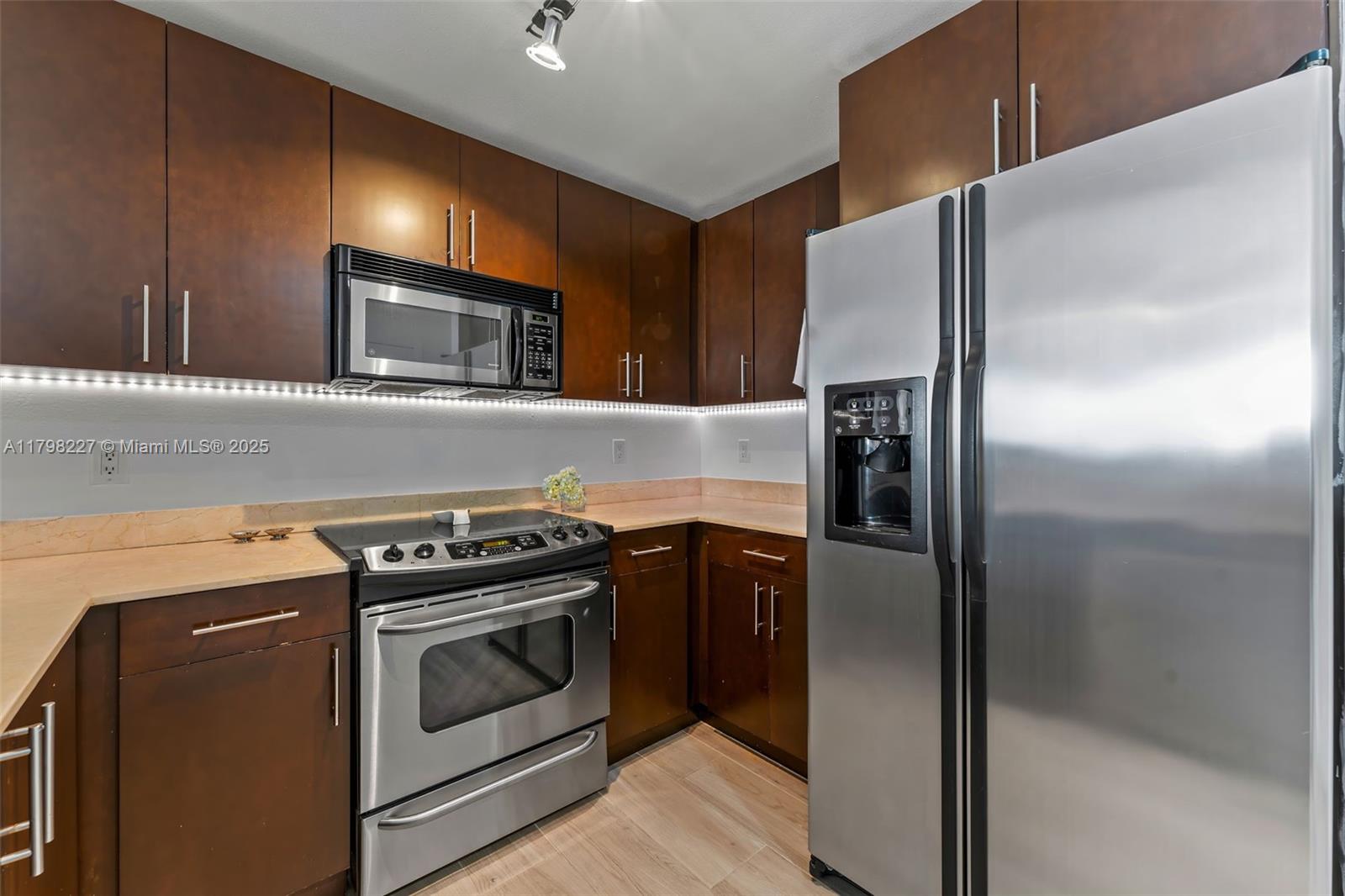 10 Aragon Ave # 1107