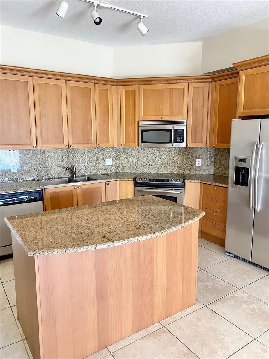 55 Merrick Way # 842