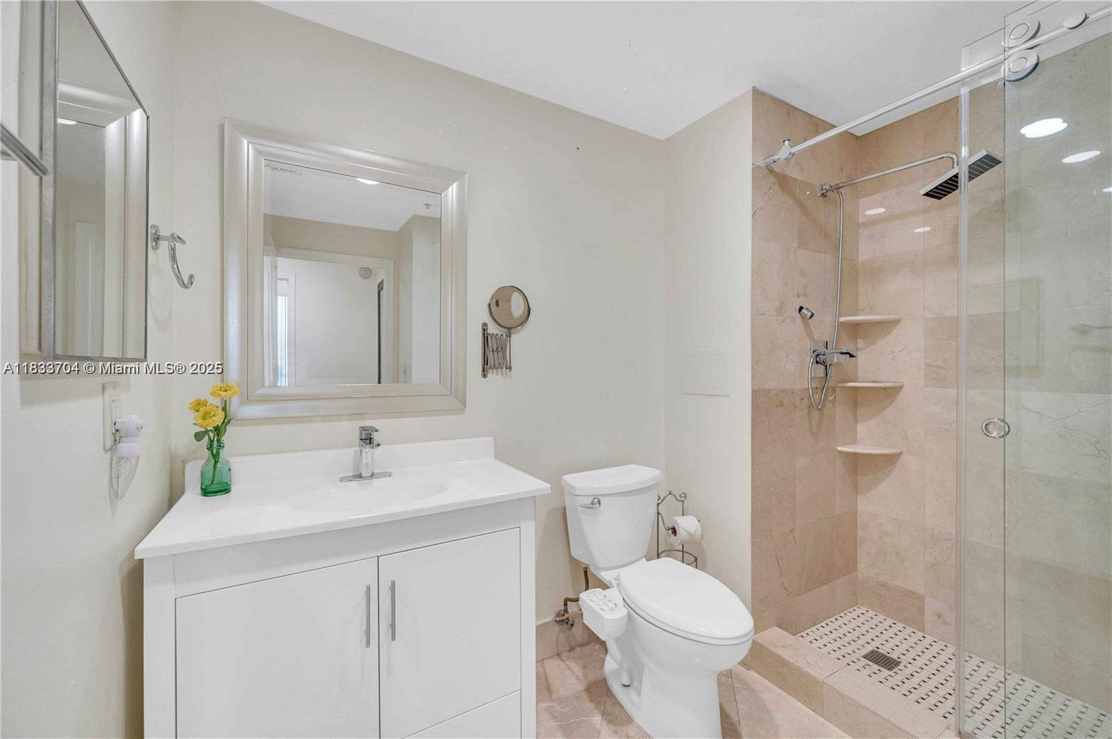 10 Aragon Ave # 1502