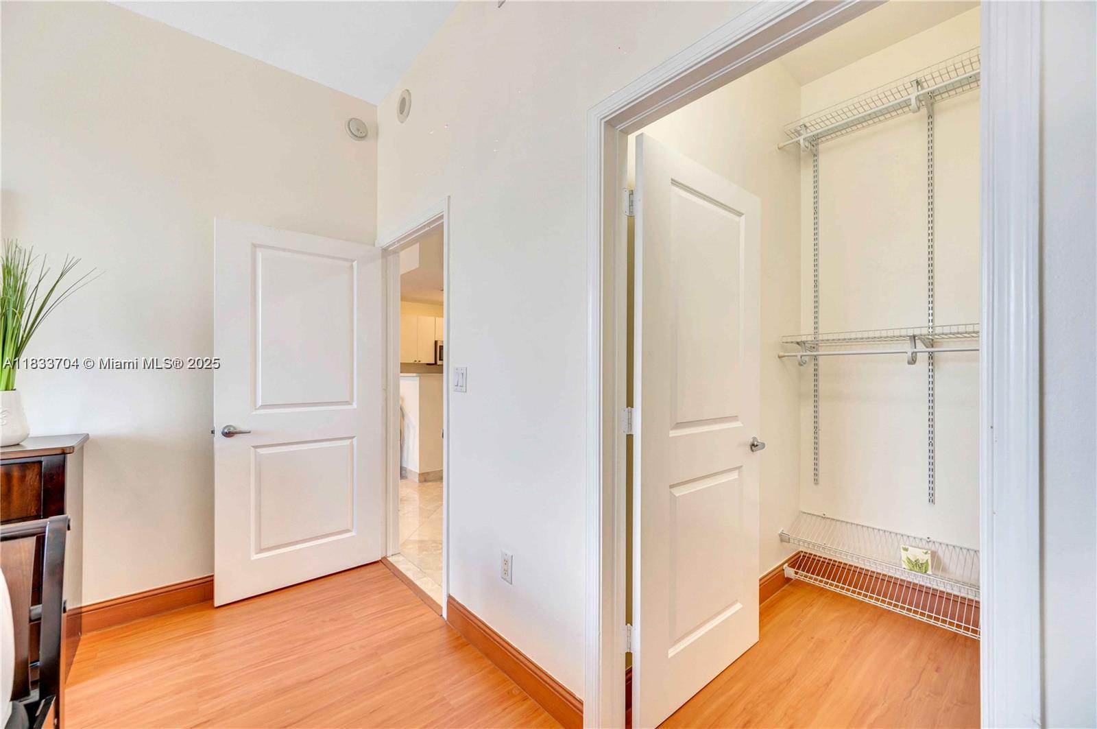 10 Aragon Ave # 1502
