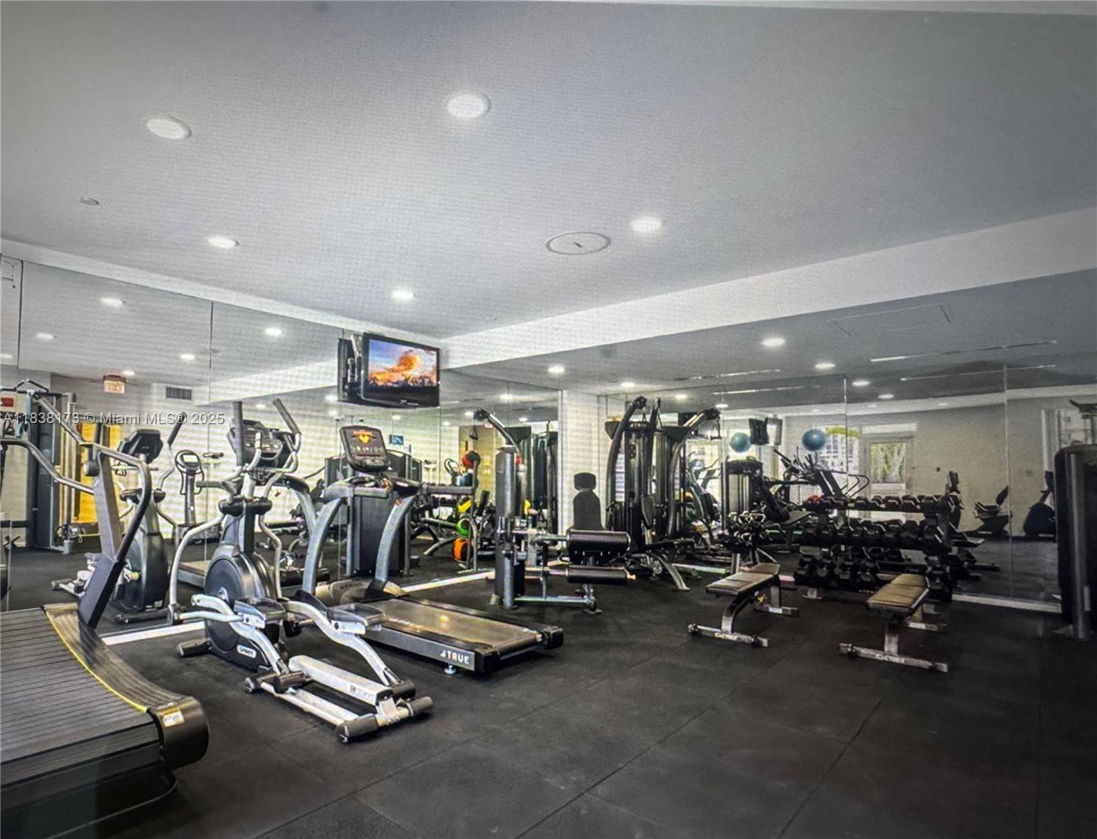 10 Aragon Ave # 1118