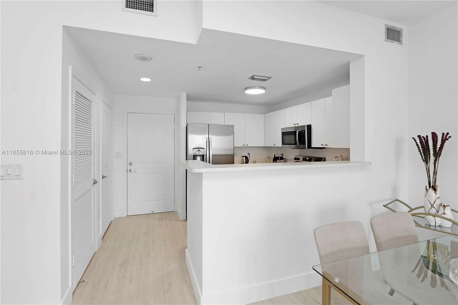 10 Aragon Ave # 1403