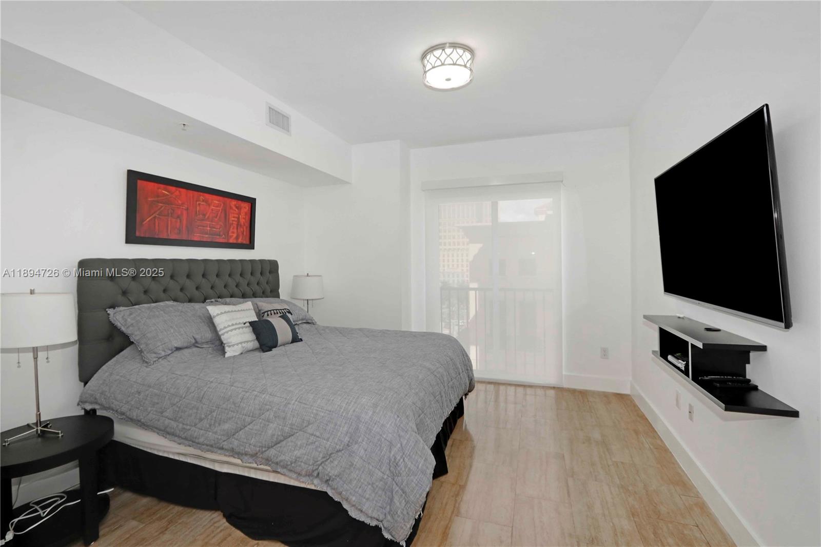 10 Aragon Ave # 706